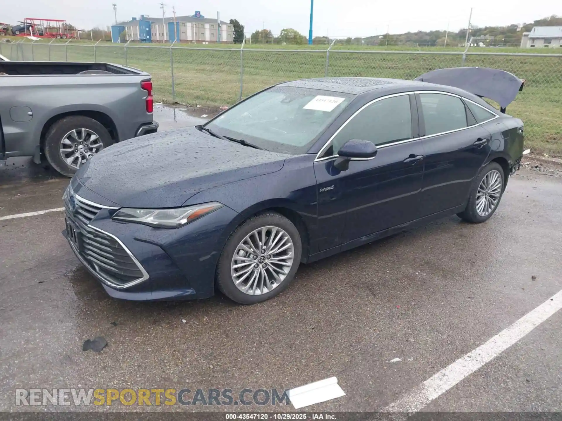 2 Photograph of a damaged car 4T1DA1AB3MU010889 TOYOTA AVALON 2021
