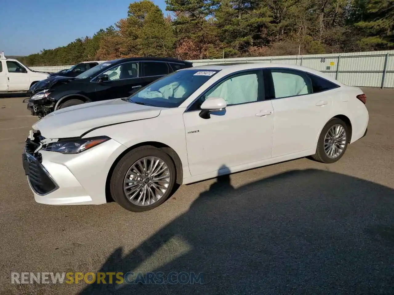 1 Photograph of a damaged car 4T1DA1AB4MU005362 TOYOTA AVALON 2021