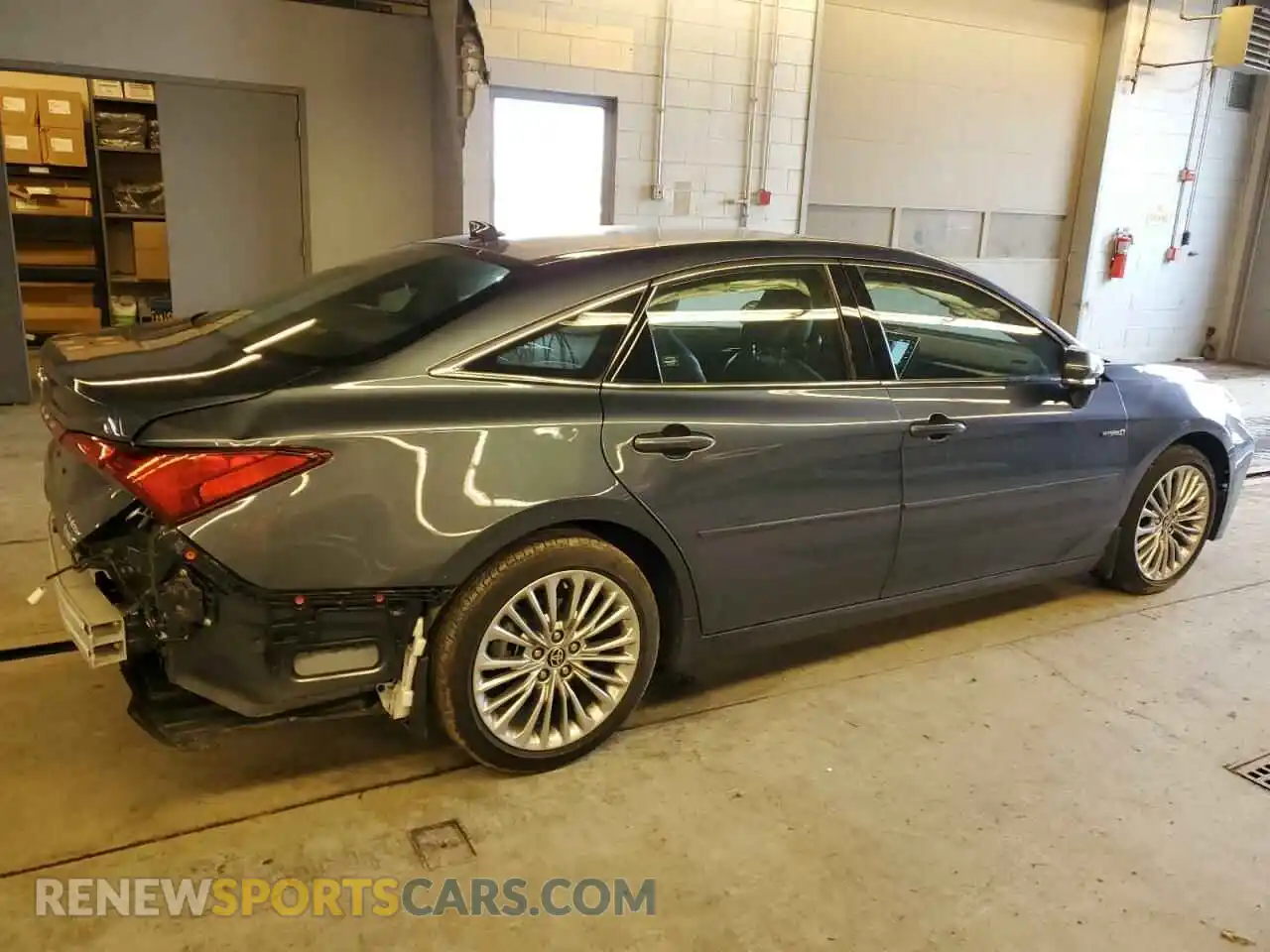 3 Photograph of a damaged car 4T1DA1AB5MU005449 TOYOTA AVALON 2021