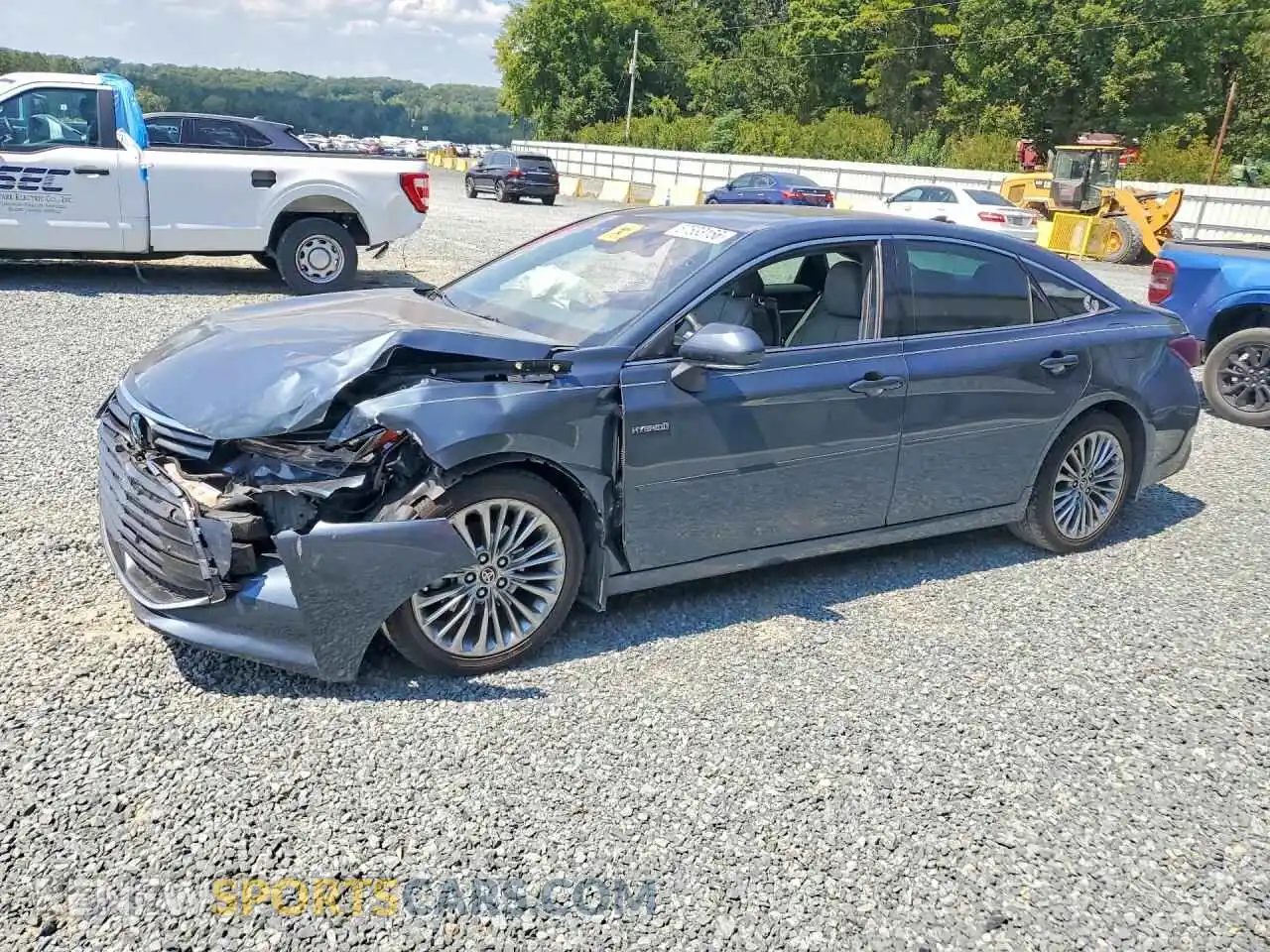 1 Photograph of a damaged car 4T1DA1AB5MU009162 TOYOTA AVALON 2021