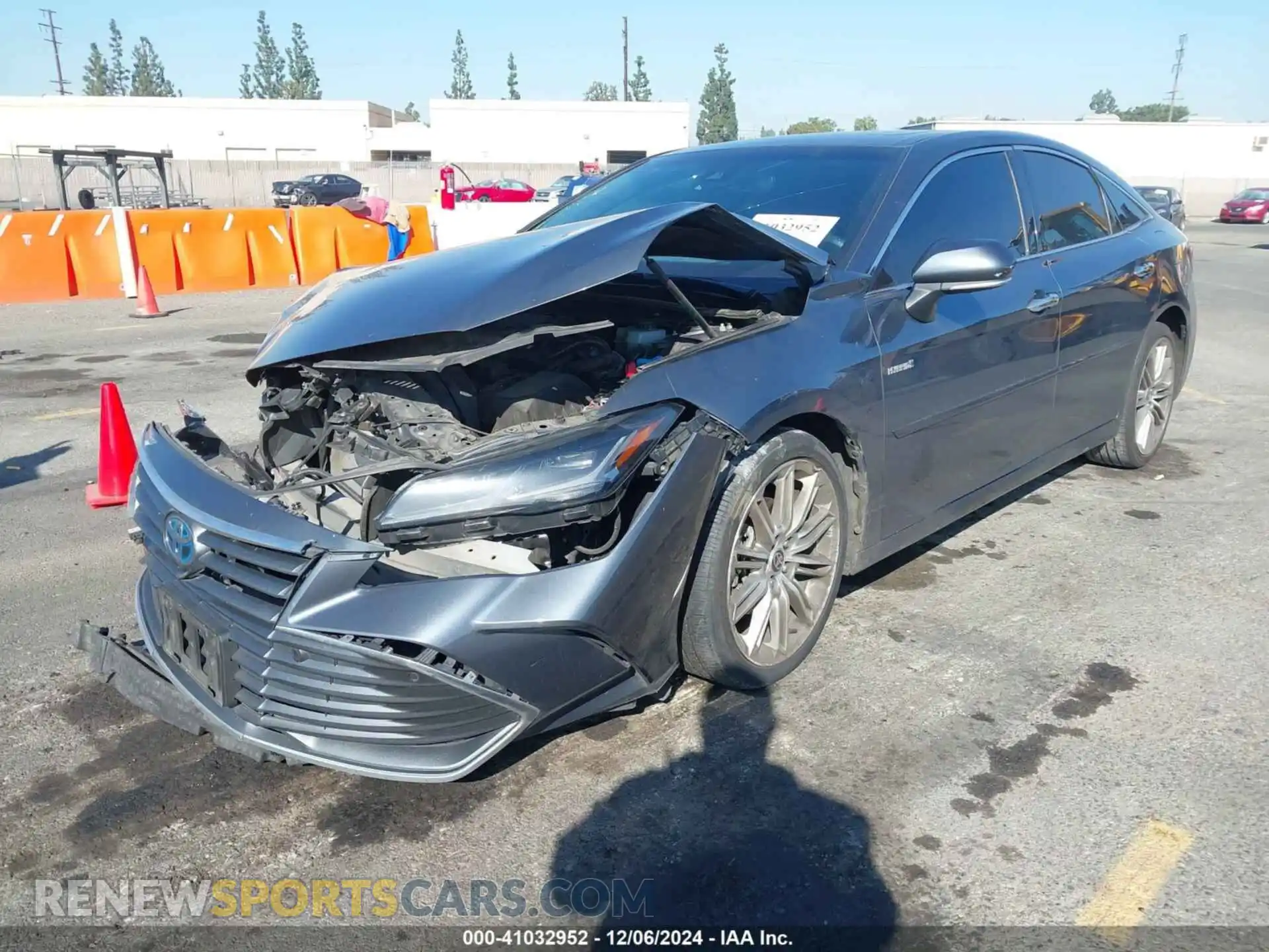 2 Photograph of a damaged car 4T1DA1AB6MU007775 TOYOTA AVALON 2021
