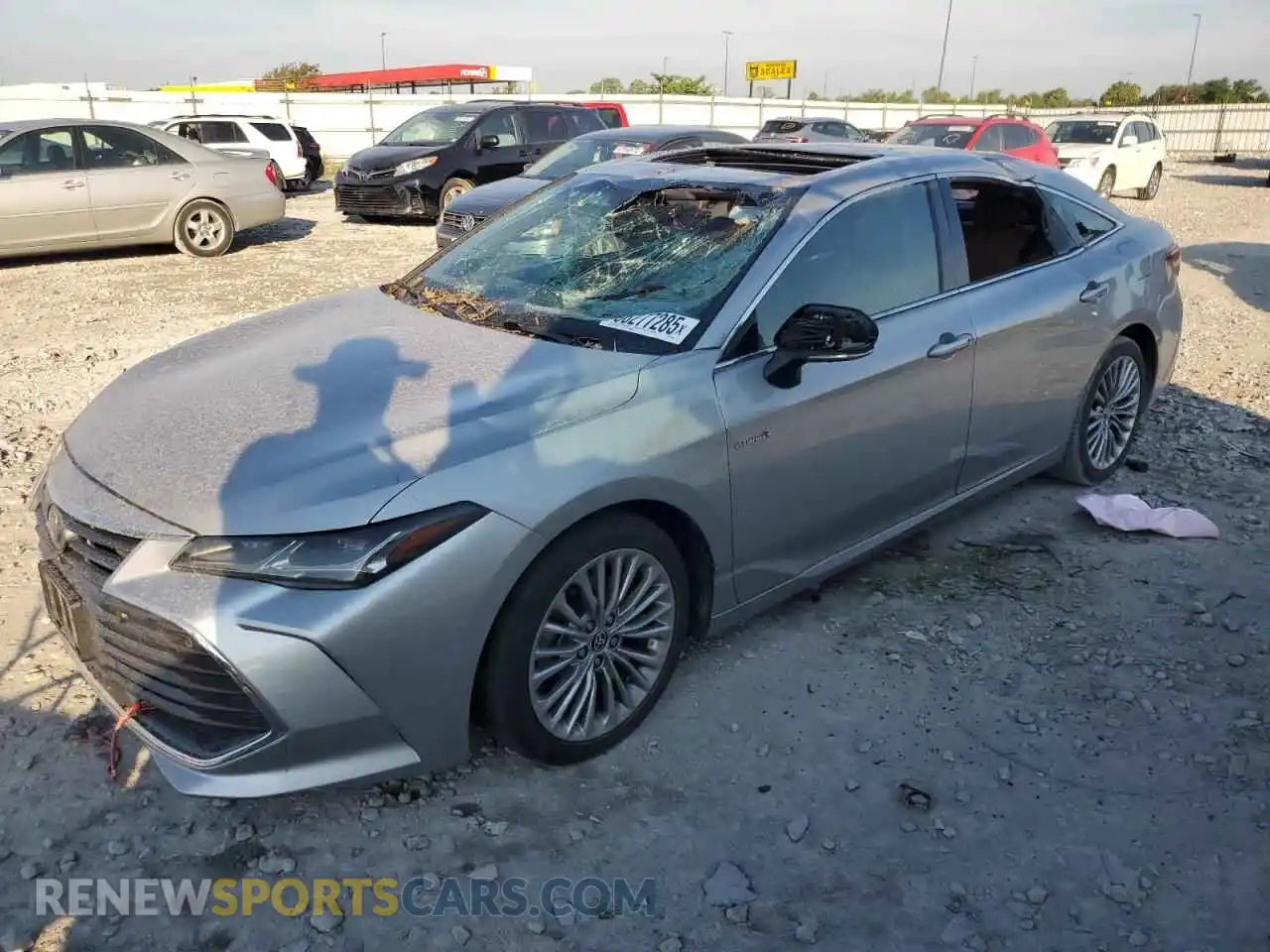 1 Photograph of a damaged car 4T1DA1AB7MU009938 TOYOTA AVALON 2021