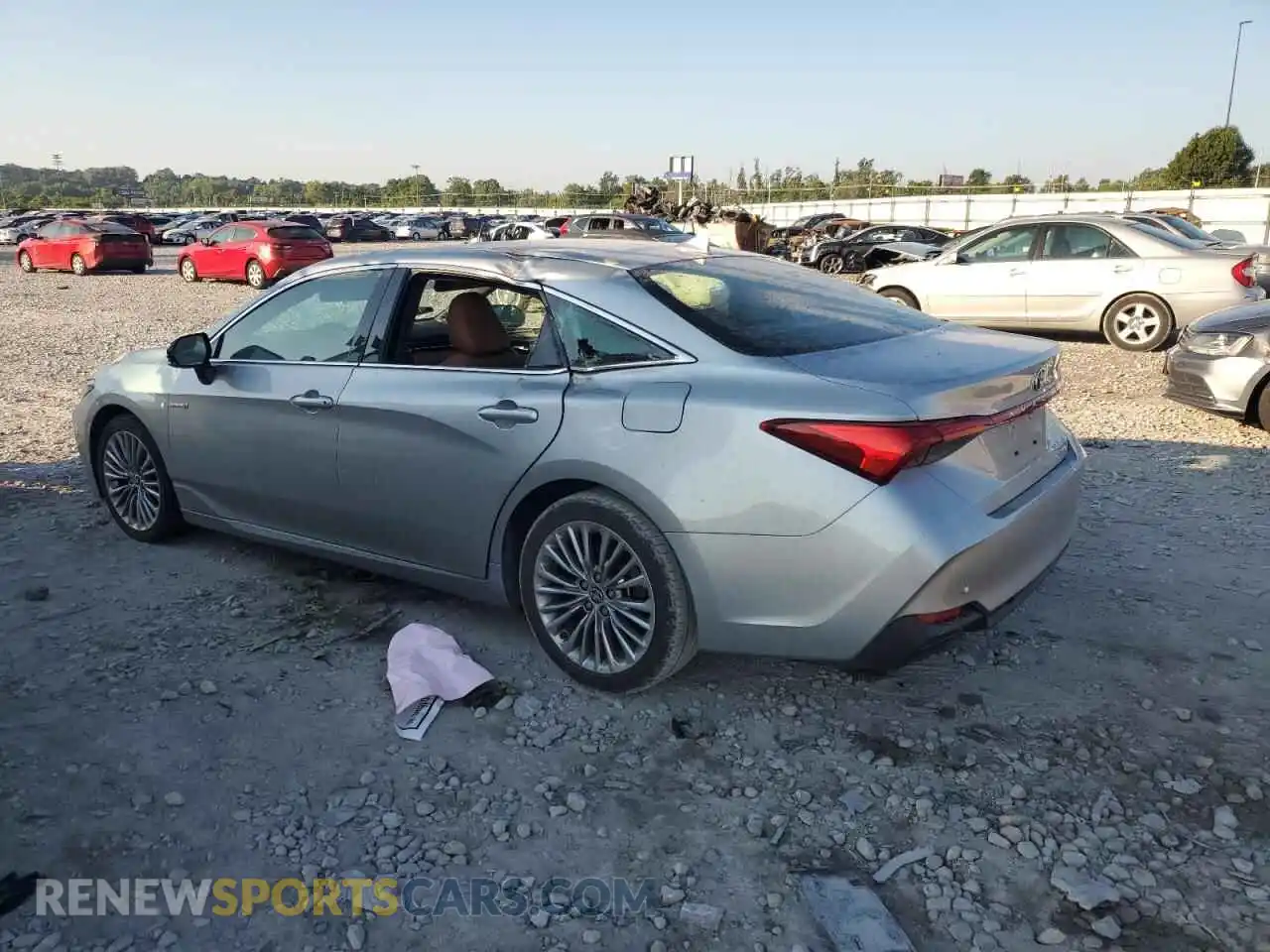 2 Photograph of a damaged car 4T1DA1AB7MU009938 TOYOTA AVALON 2021