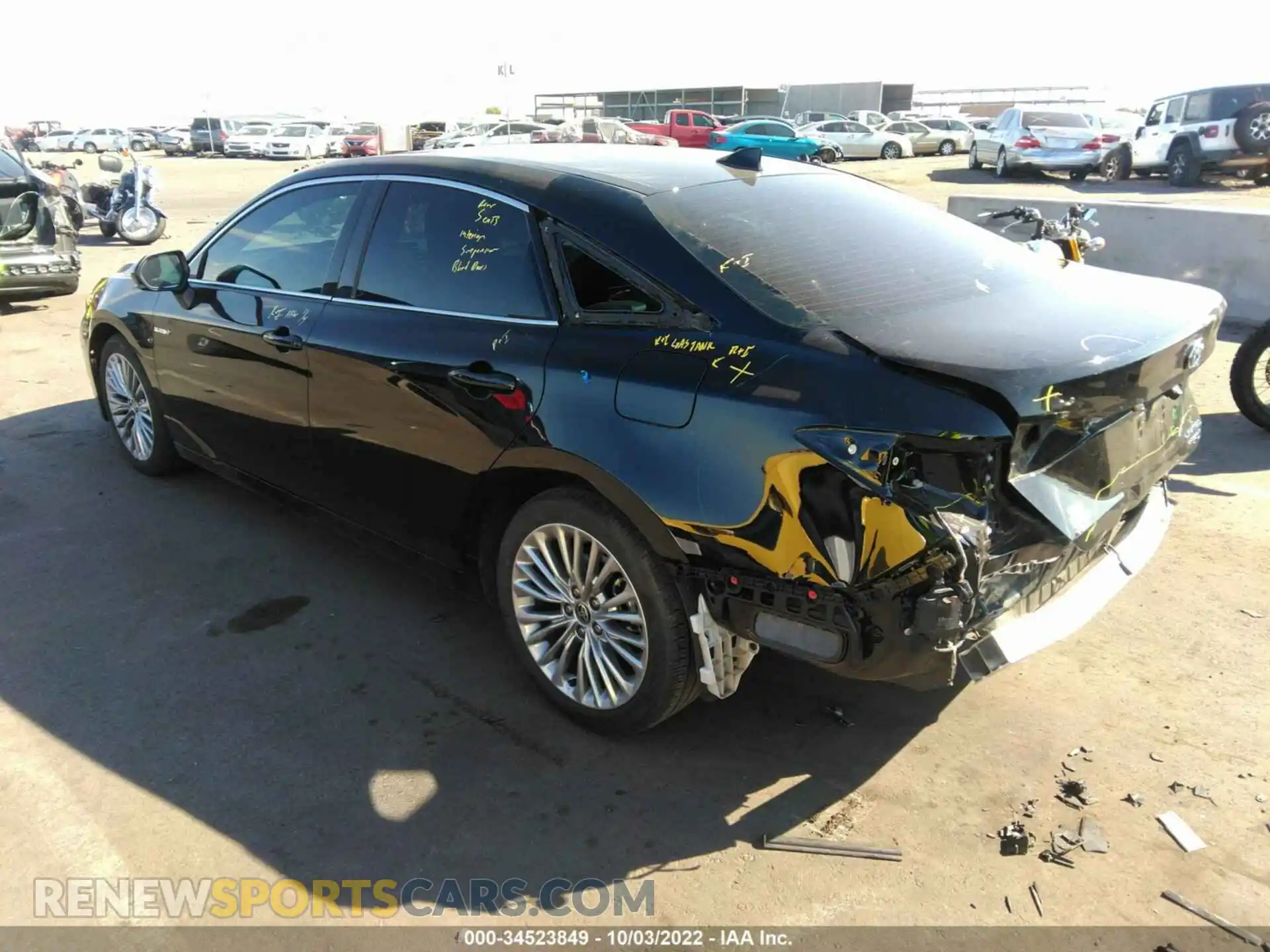 3 Photograph of a damaged car 4T1DA1AB9MU007513 TOYOTA AVALON 2021
