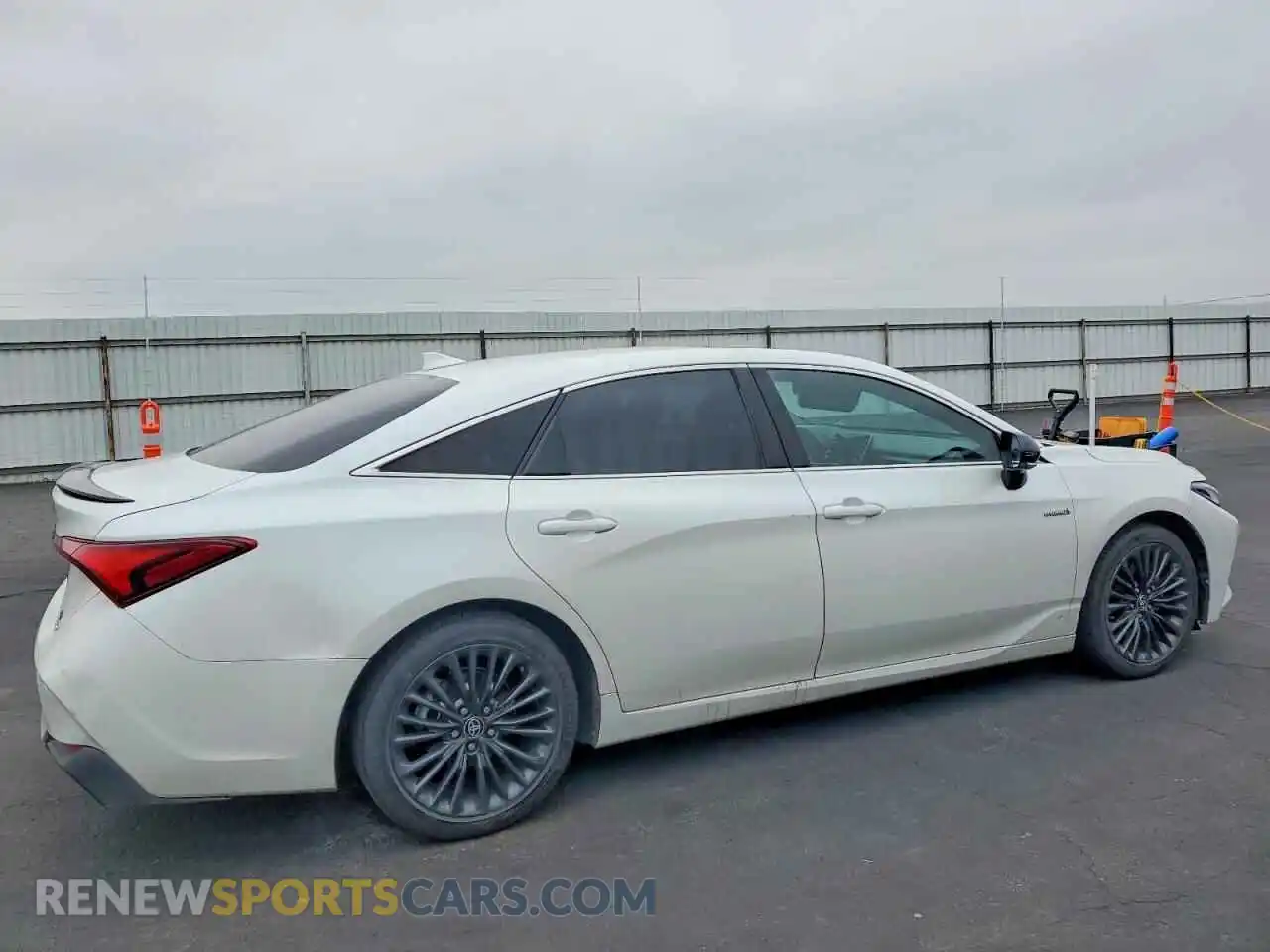 3 Фотография поврежденного автомобиля 4T1EA1AB0MU004424 TOYOTA AVALON 2021