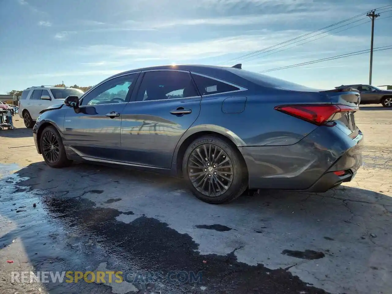 2 Photograph of a damaged car 4T1EA1AB2MU007633 TOYOTA AVALON 2021