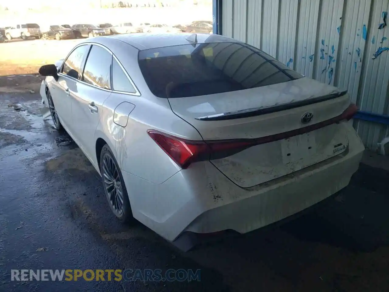 3 Photograph of a damaged car 4T1EA1AB6MU010308 TOYOTA AVALON 2021