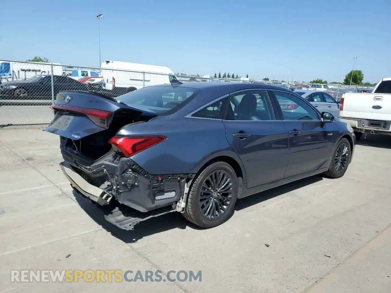 3 Photograph of a damaged car 4T1EA1AB8MU003716 TOYOTA AVALON 2021
