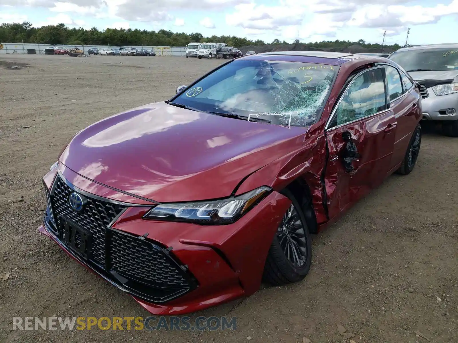 2 Photograph of a damaged car 4T1EA1AB8MU009256 TOYOTA AVALON 2021