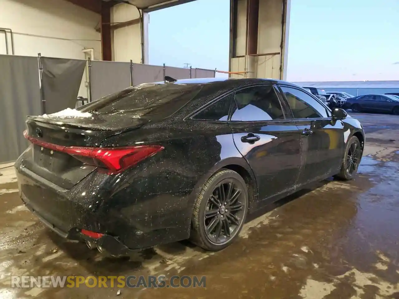 3 Photograph of a damaged car 4T1EZ1FB9MU058841 TOYOTA AVALON 2021