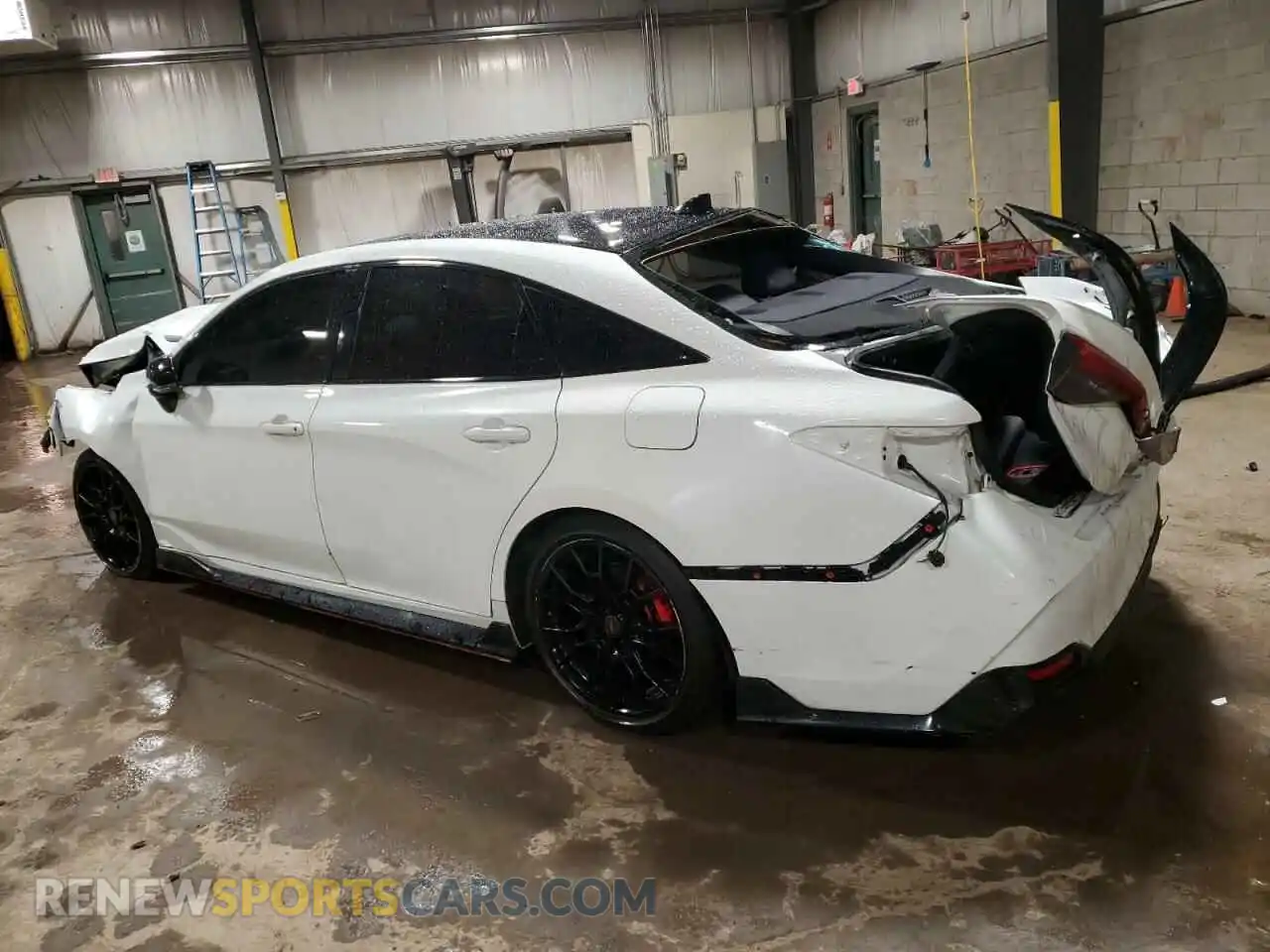 2 Photograph of a damaged car 4T1FZ1FB3MU060282 TOYOTA AVALON 2021