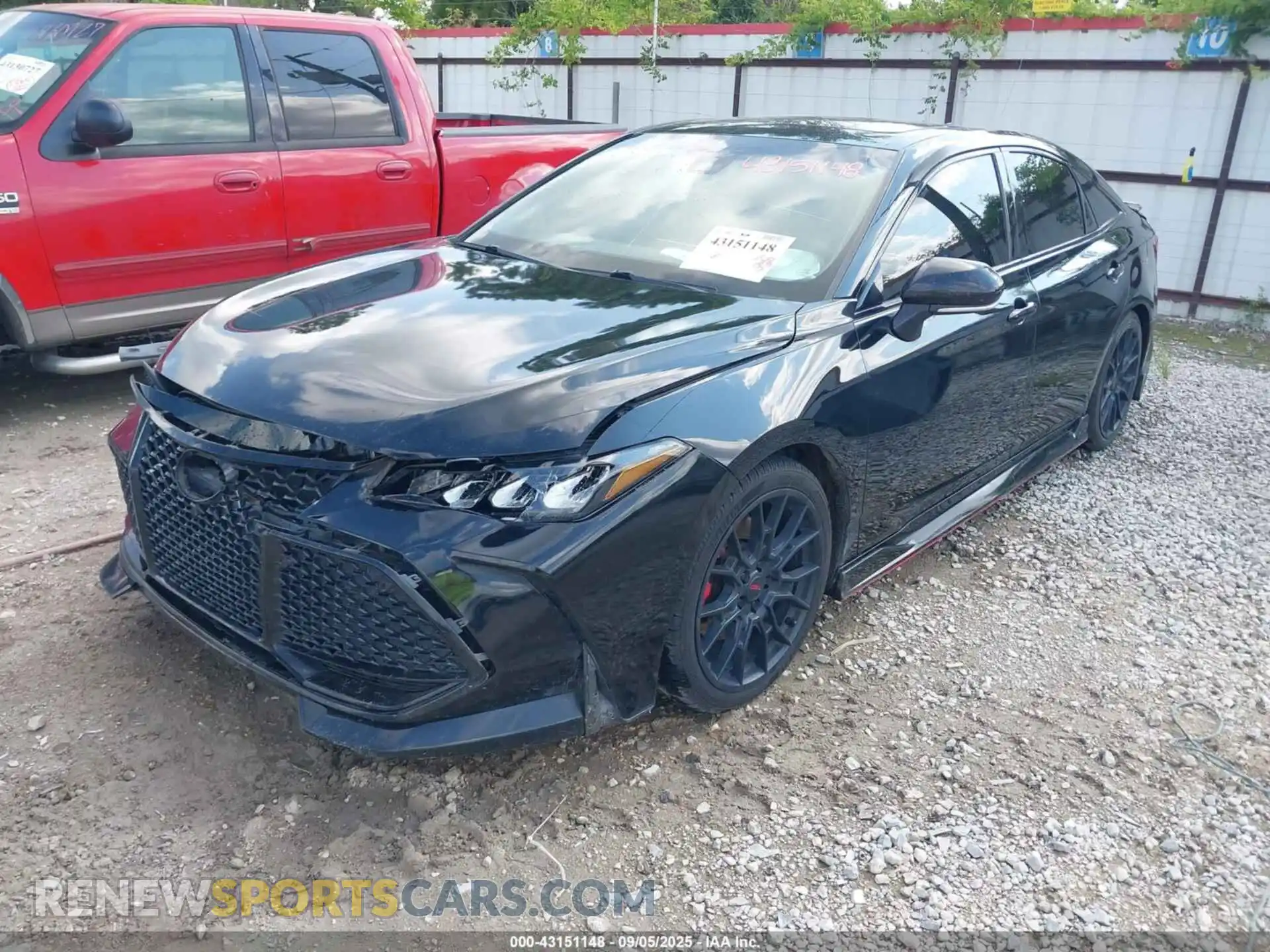 2 Photograph of a damaged car 4T1FZ1FB3MU069922 TOYOTA AVALON 2021