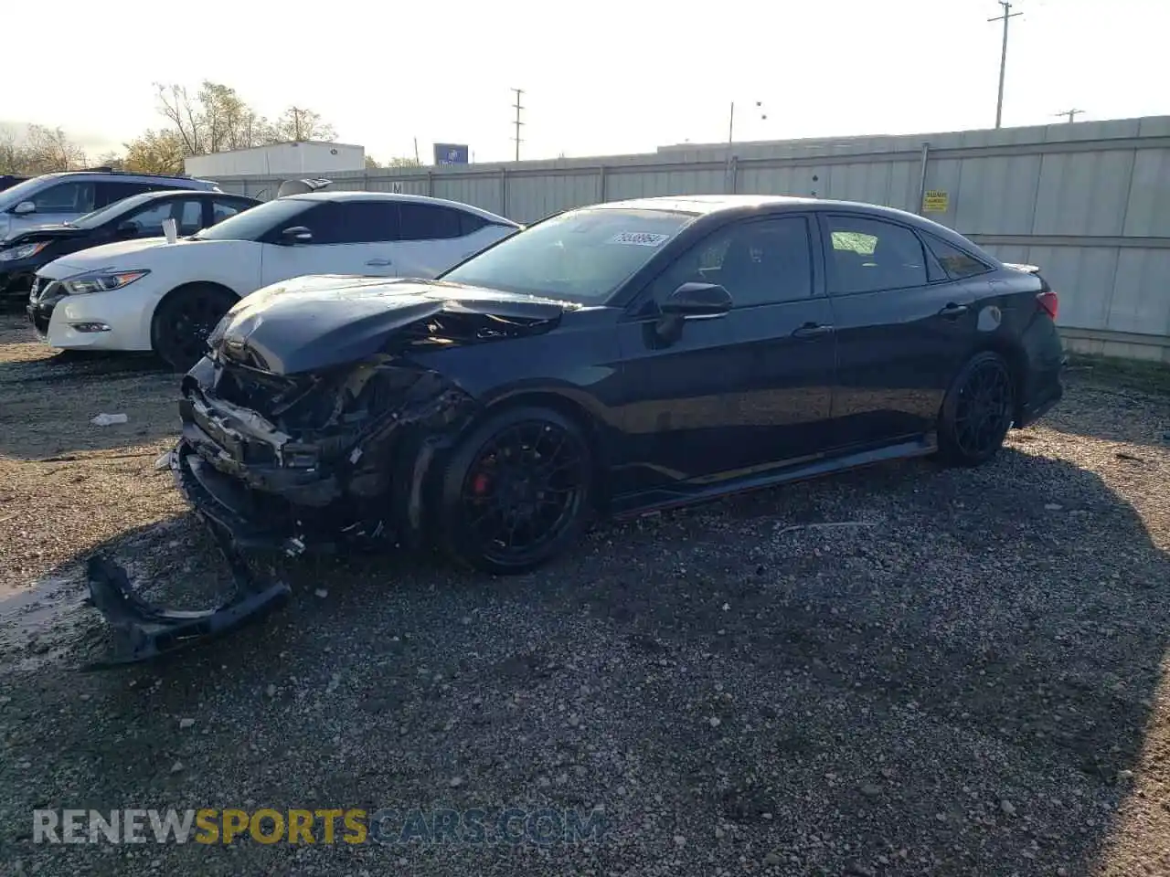 1 Photograph of a damaged car 4T1FZ1FB5MU069243 TOYOTA AVALON 2021