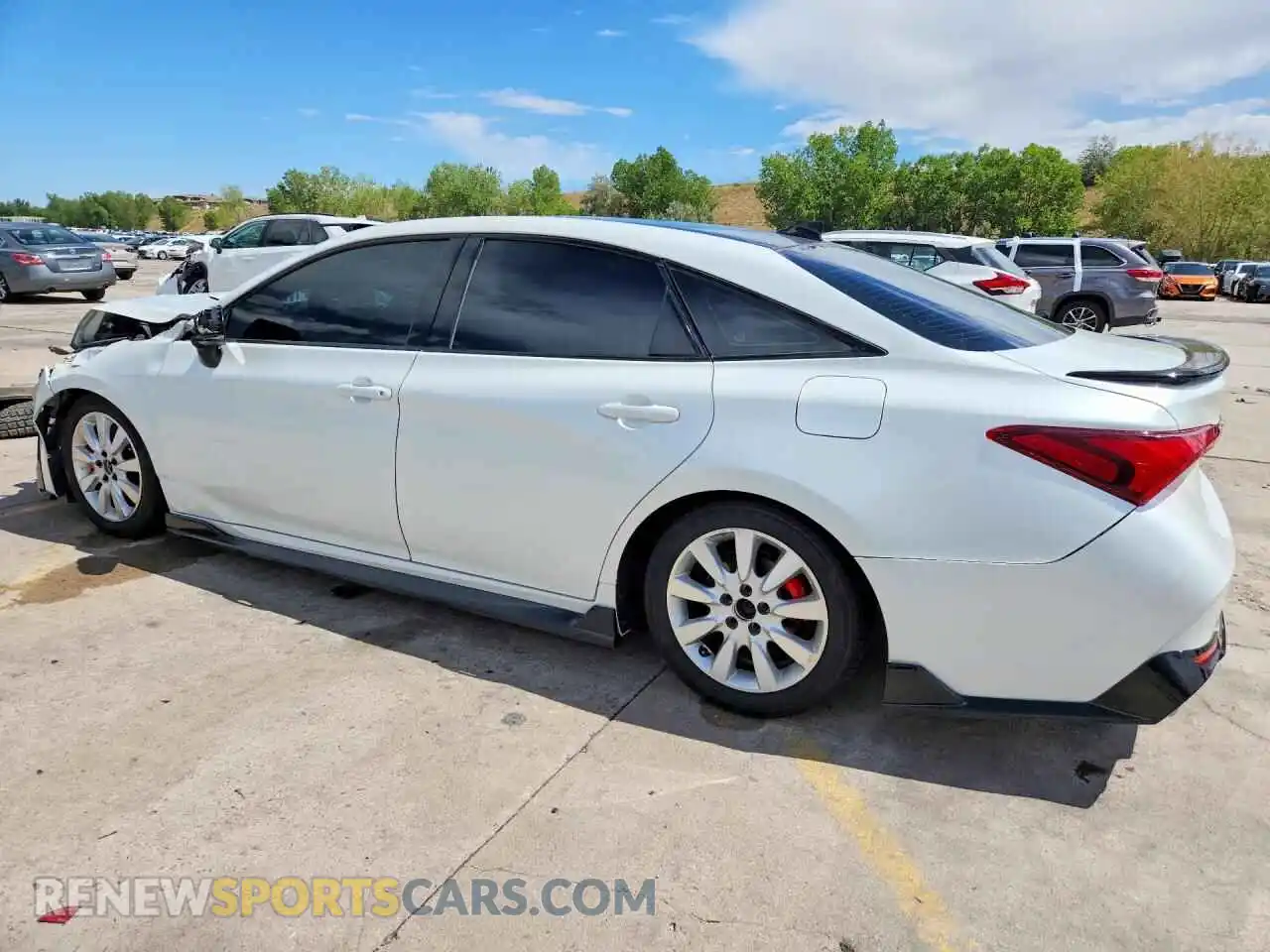 2 Photograph of a damaged car 4T1FZ1FB8MU056700 TOYOTA AVALON 2021