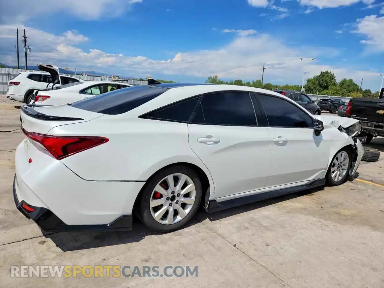 3 Photograph of a damaged car 4T1FZ1FB8MU056700 TOYOTA AVALON 2021