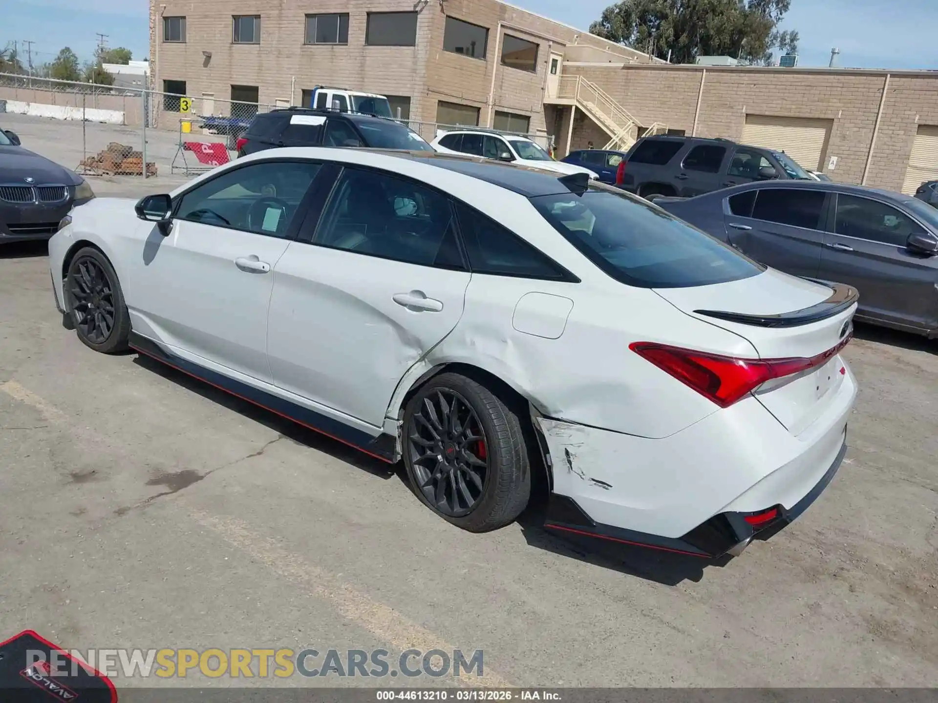 3 Photograph of a damaged car 4T1FZ1FB8MU060536 TOYOTA AVALON 2021