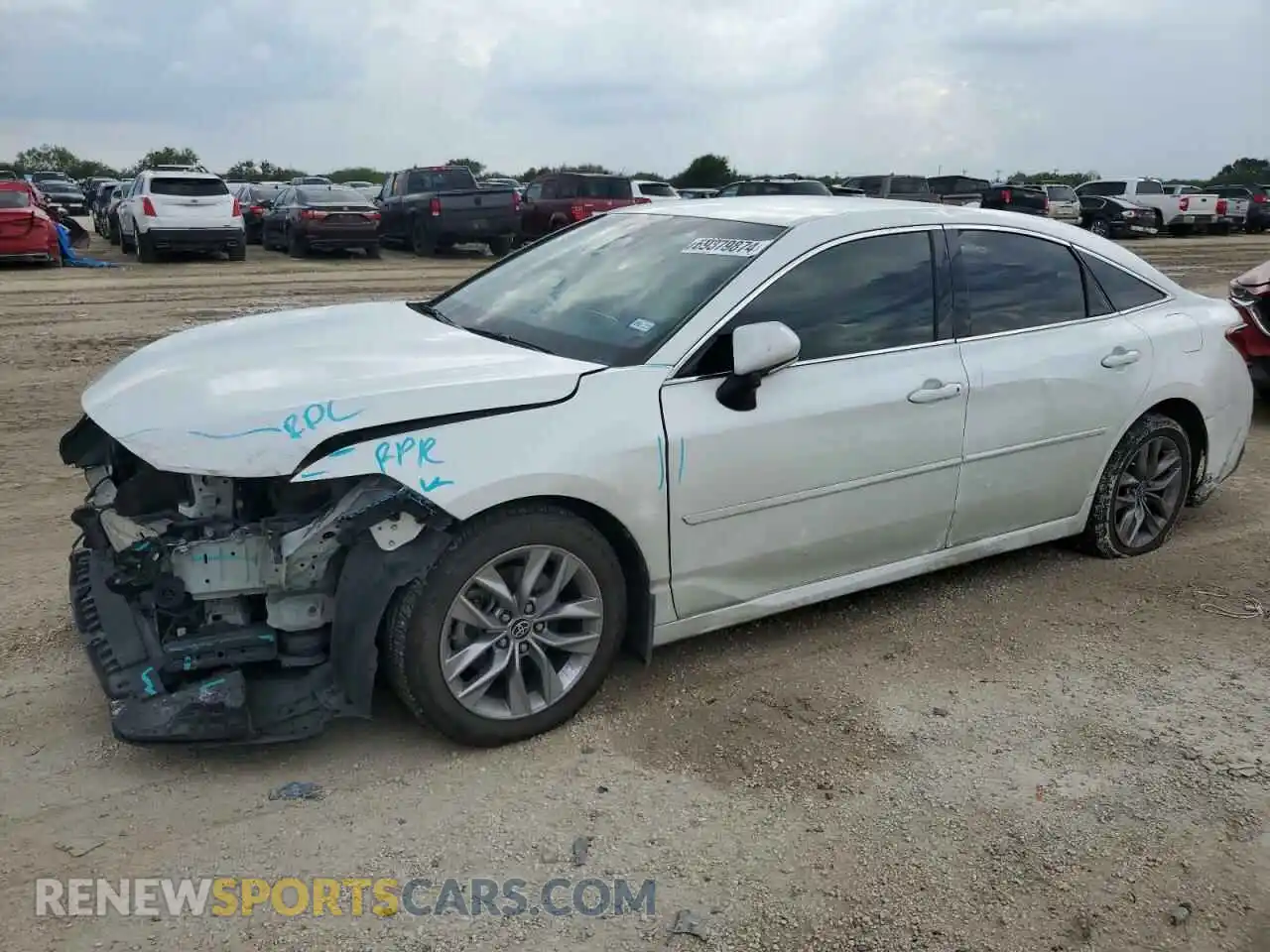 1 Photograph of a damaged car 4T1JA1AB2MU005217 TOYOTA AVALON 2021