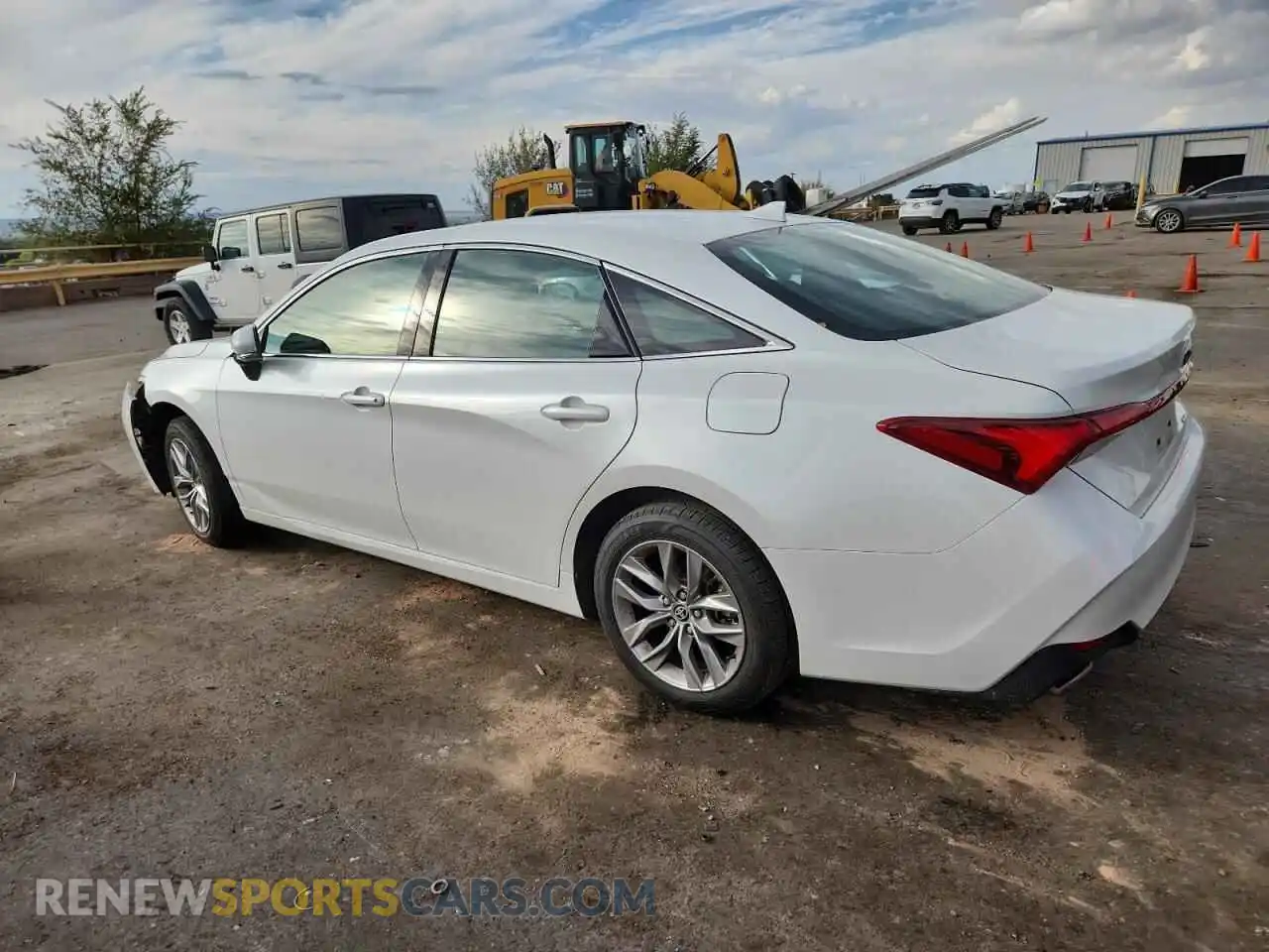 2 Photograph of a damaged car 4T1JZ1FB0MU058449 TOYOTA AVALON 2021