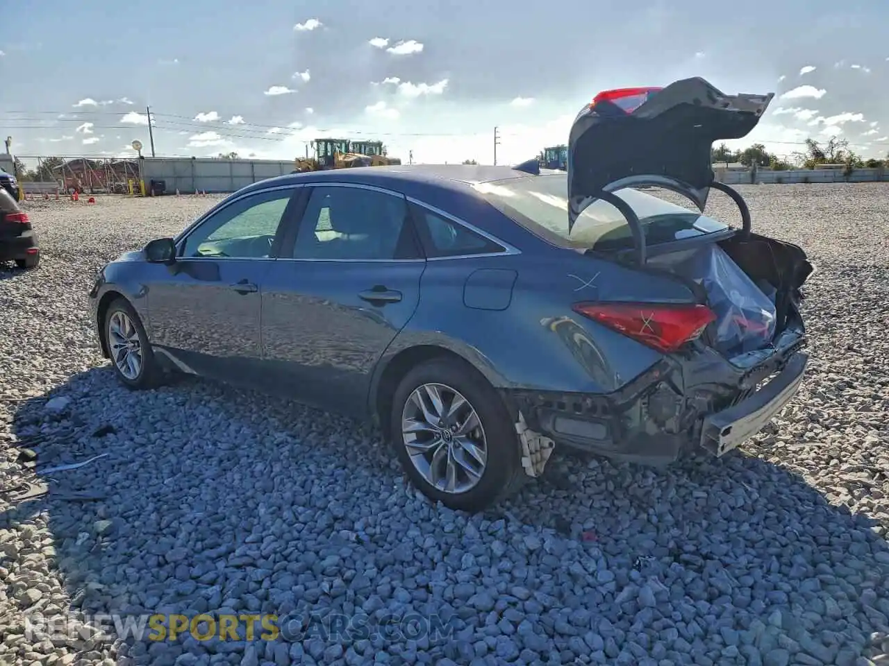 2 Photograph of a damaged car 4T1JZ1FB4MU056977 TOYOTA AVALON 2021