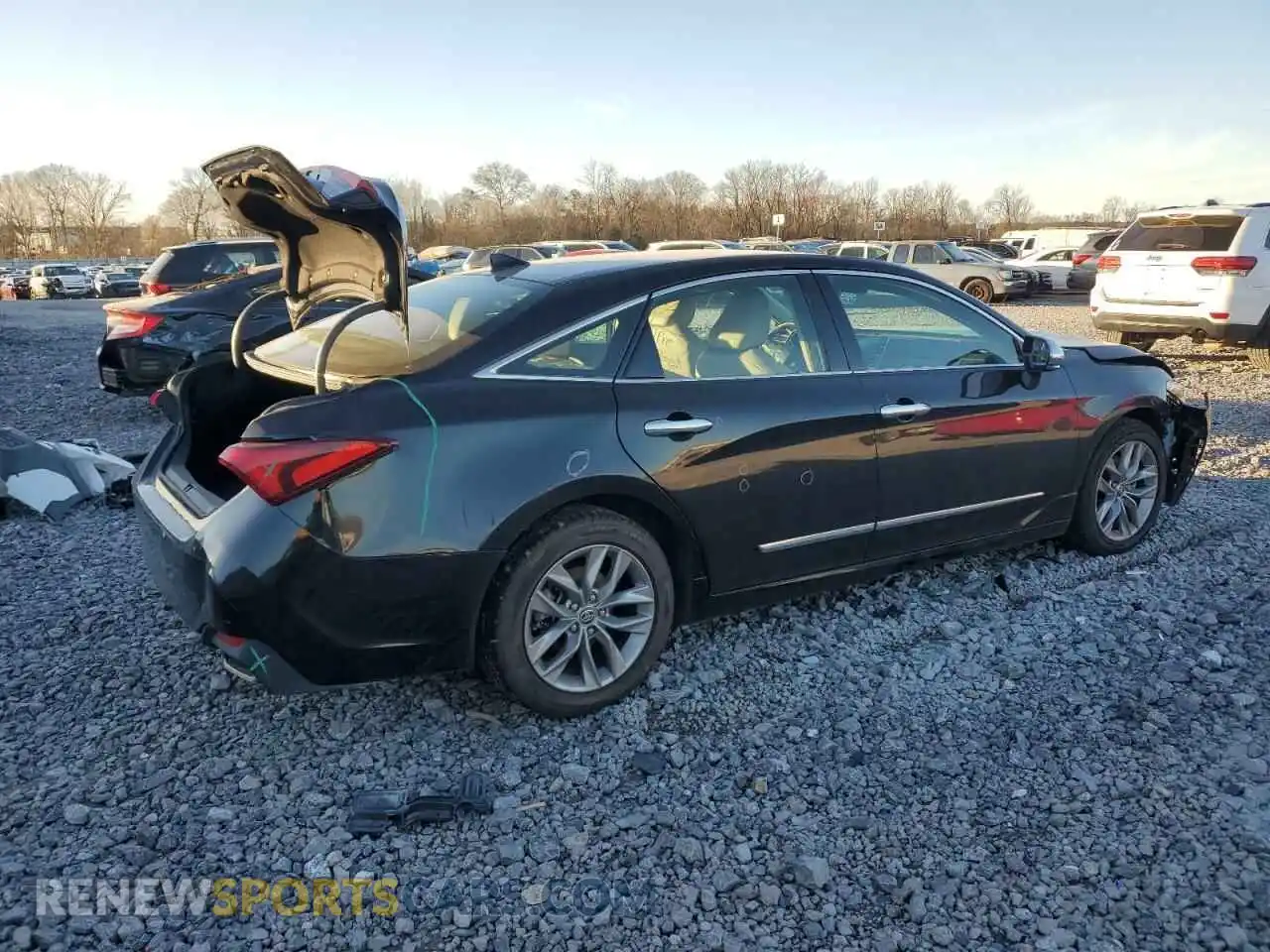 3 Photograph of a damaged car 4T1JZ1FB6MU056446 TOYOTA AVALON 2021
