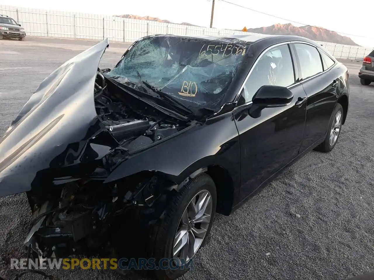 2 Photograph of a damaged car 4T1JZ1FB8MU065116 TOYOTA AVALON 2021