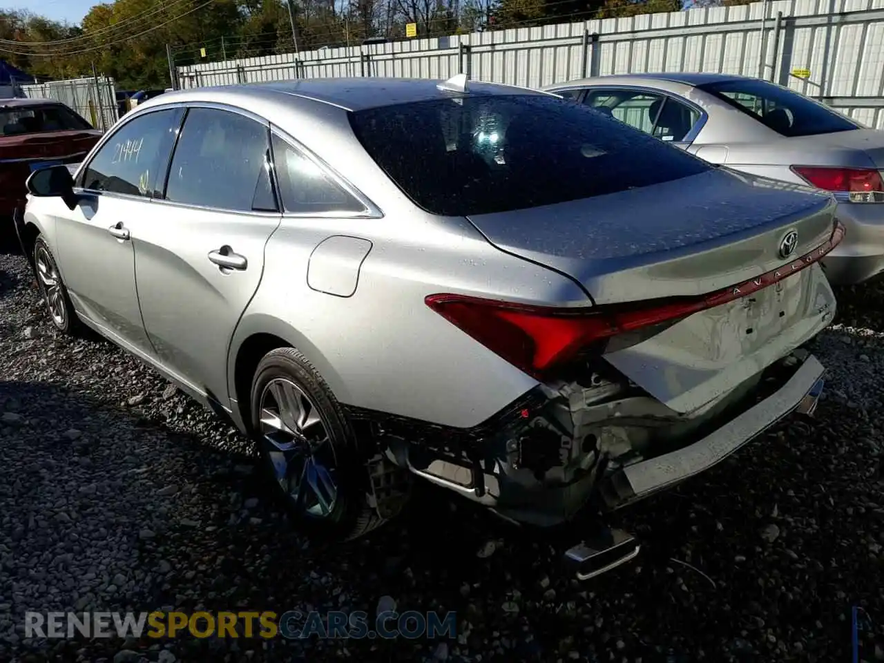 3 Photograph of a damaged car 4T1KB1BB4MU001962 TOYOTA AVALON 2021