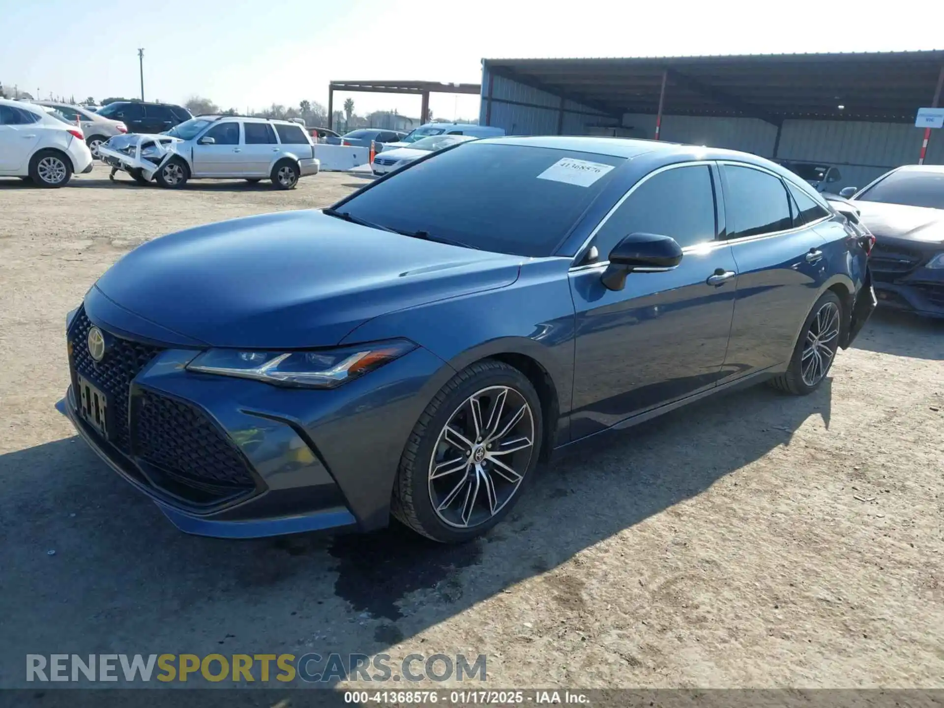 2 Photograph of a damaged car 4T1HZ1FB1NU073039 TOYOTA AVALON 2022
