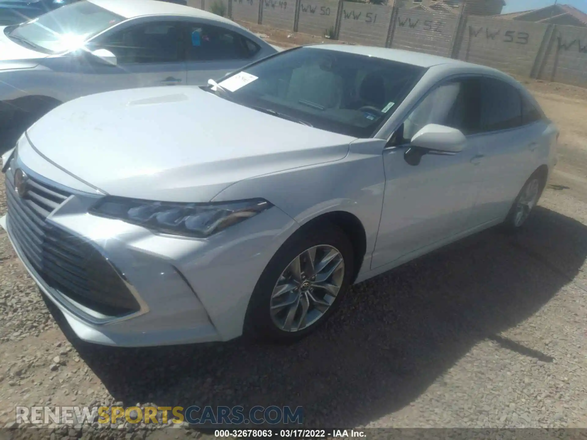 2 fotografías del automóvil dañado 4T1JZ1FB4NU071870 TOYOTA AVALON 2022