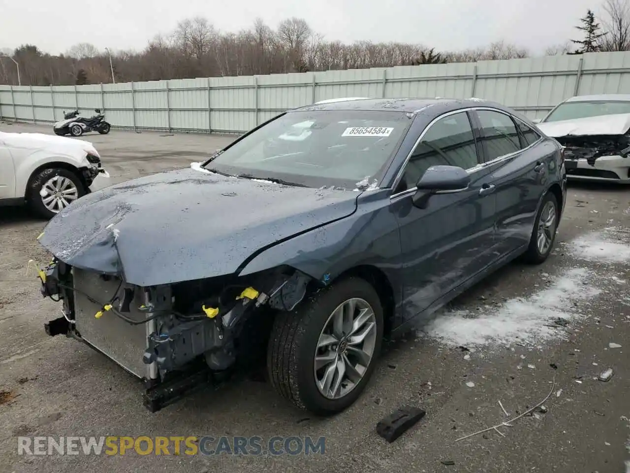 1 Photograph of a damaged car 4T1JZ1FB4NU074848 TOYOTA AVALON 2022