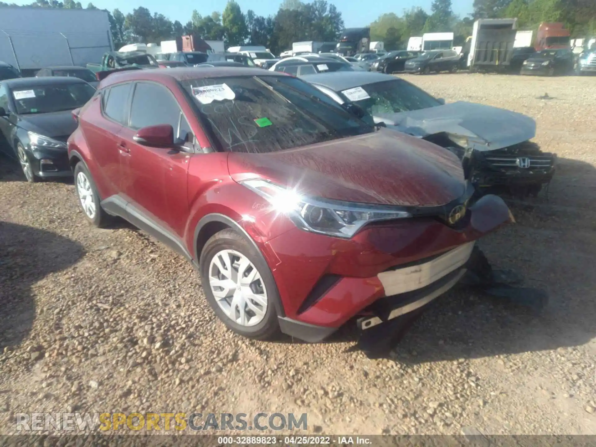 1 Photograph of a damaged car NMTKHMBX3KR094117 TOYOTA C-HR 2019
