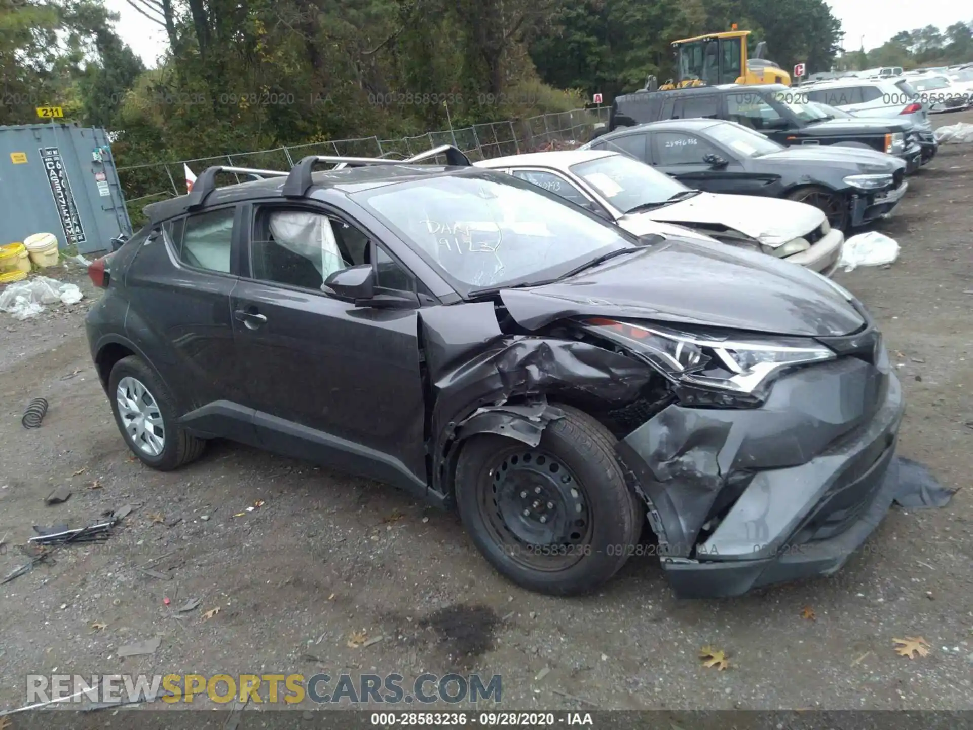 1 Photograph of a damaged car NMTKHMBX3KR097096 TOYOTA C-HR 2019