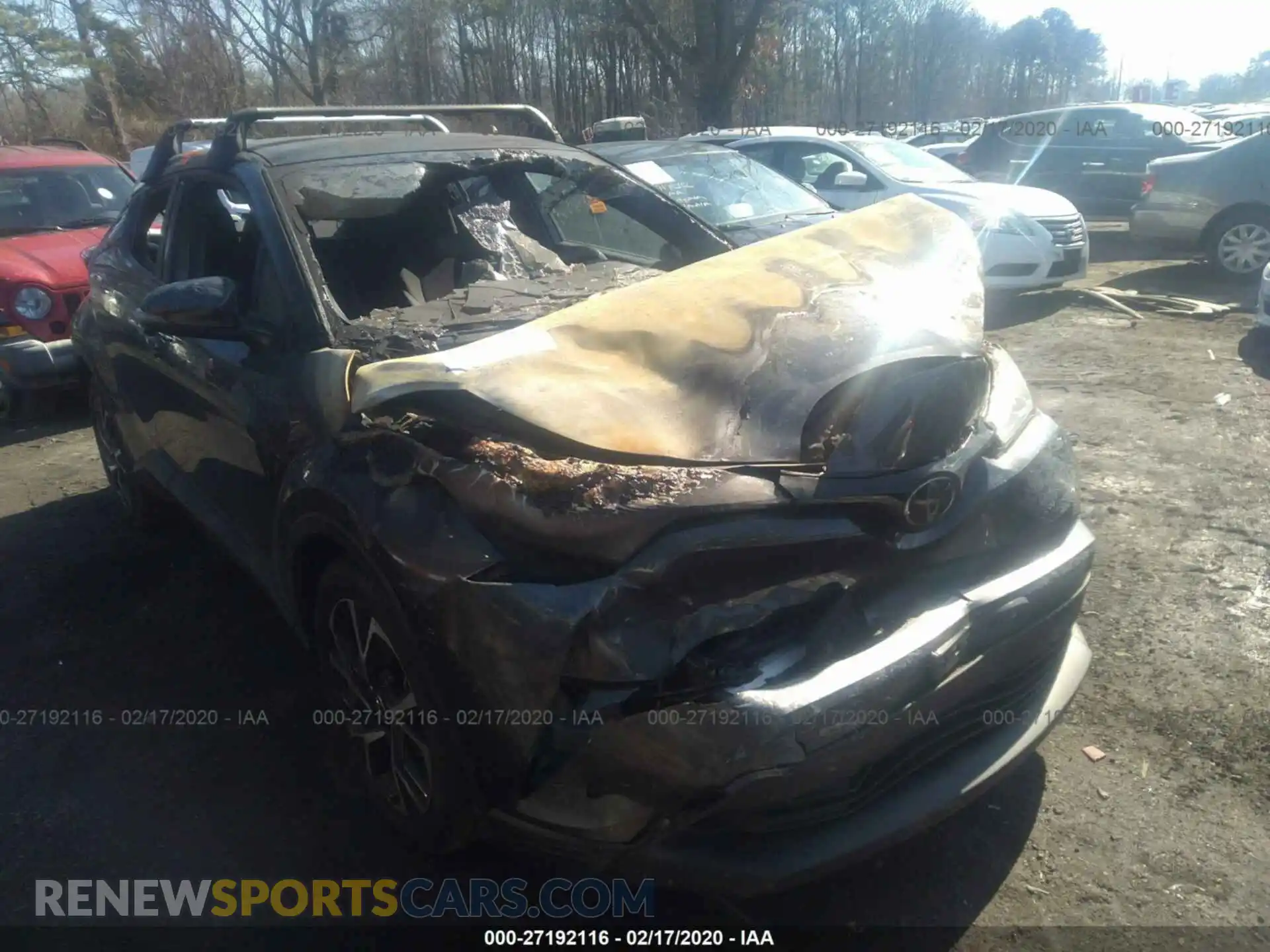 1 Photograph of a damaged car NMTKHMBX4KR090027 TOYOTA C-HR 2019