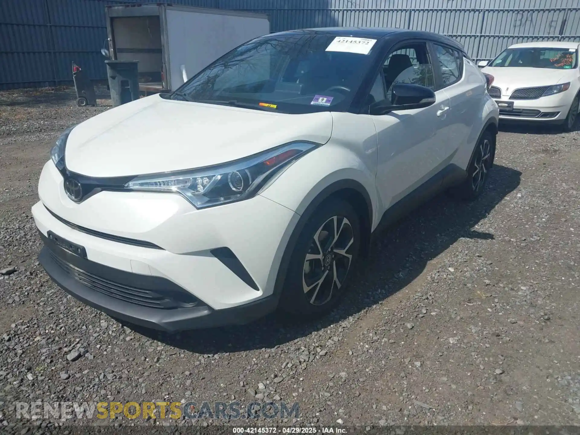 2 Photograph of a damaged car NMTKHMBX5KR097682 TOYOTA C-HR 2019