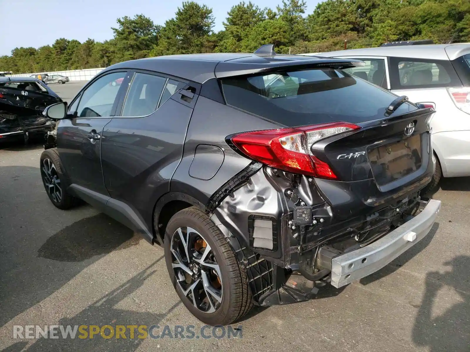 3 Photograph of a damaged car NMTKHMBX7KR092743 TOYOTA C-HR 2019