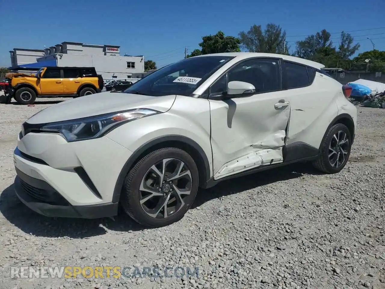1 Photograph of a damaged car NMTKHMBX7KR096940 TOYOTA C-HR 2019