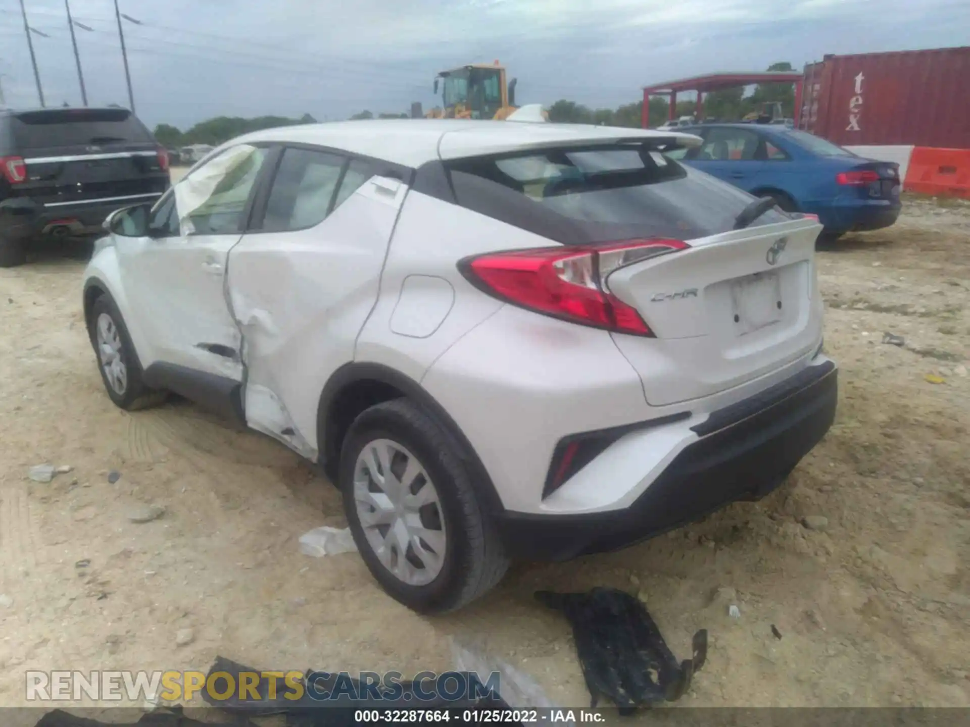 3 Photograph of a damaged car NMTKHMBX7KR098106 TOYOTA C-HR 2019