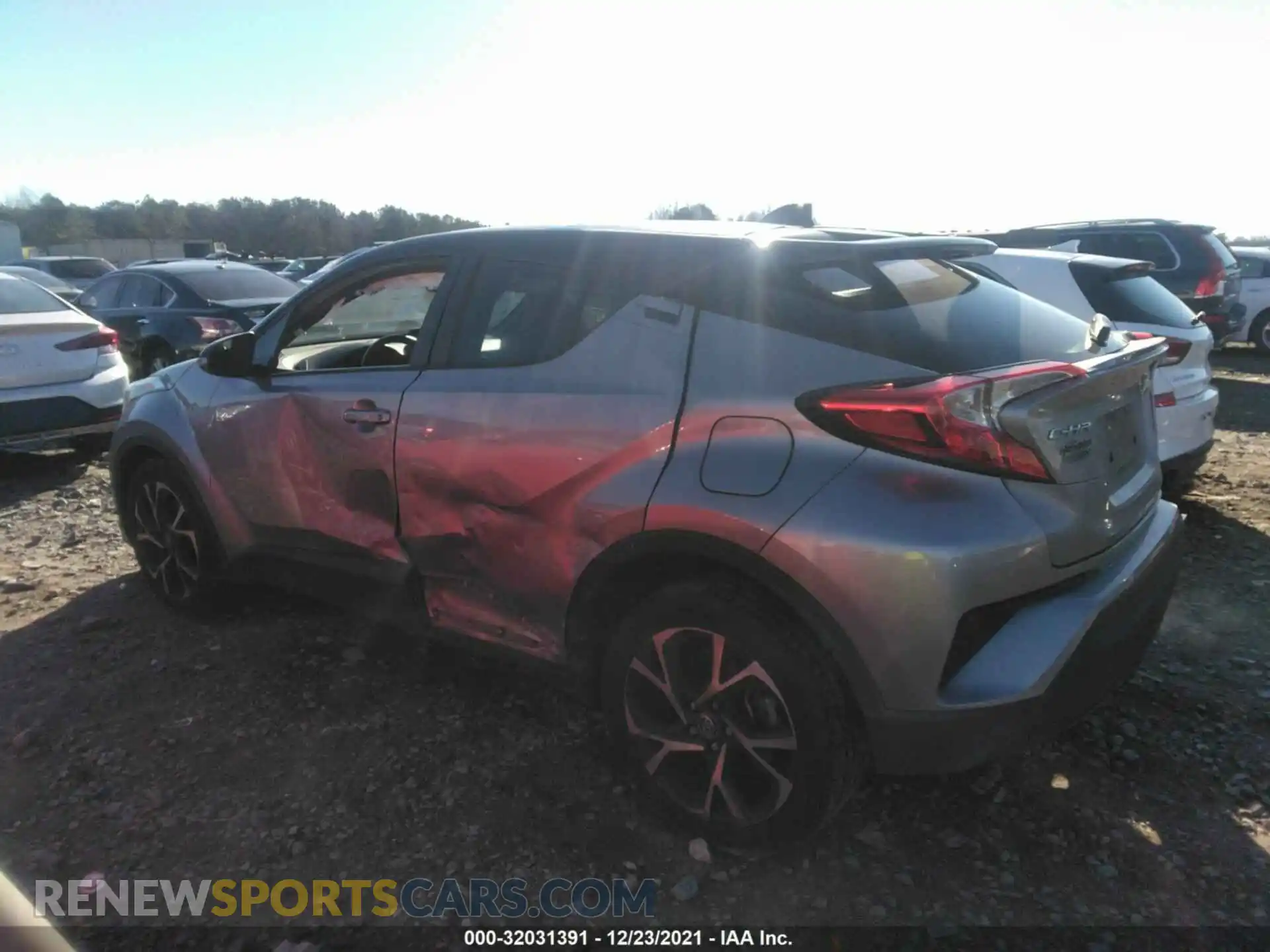 3 Photograph of a damaged car NMTKHMBX9KR090413 TOYOTA C-HR 2019