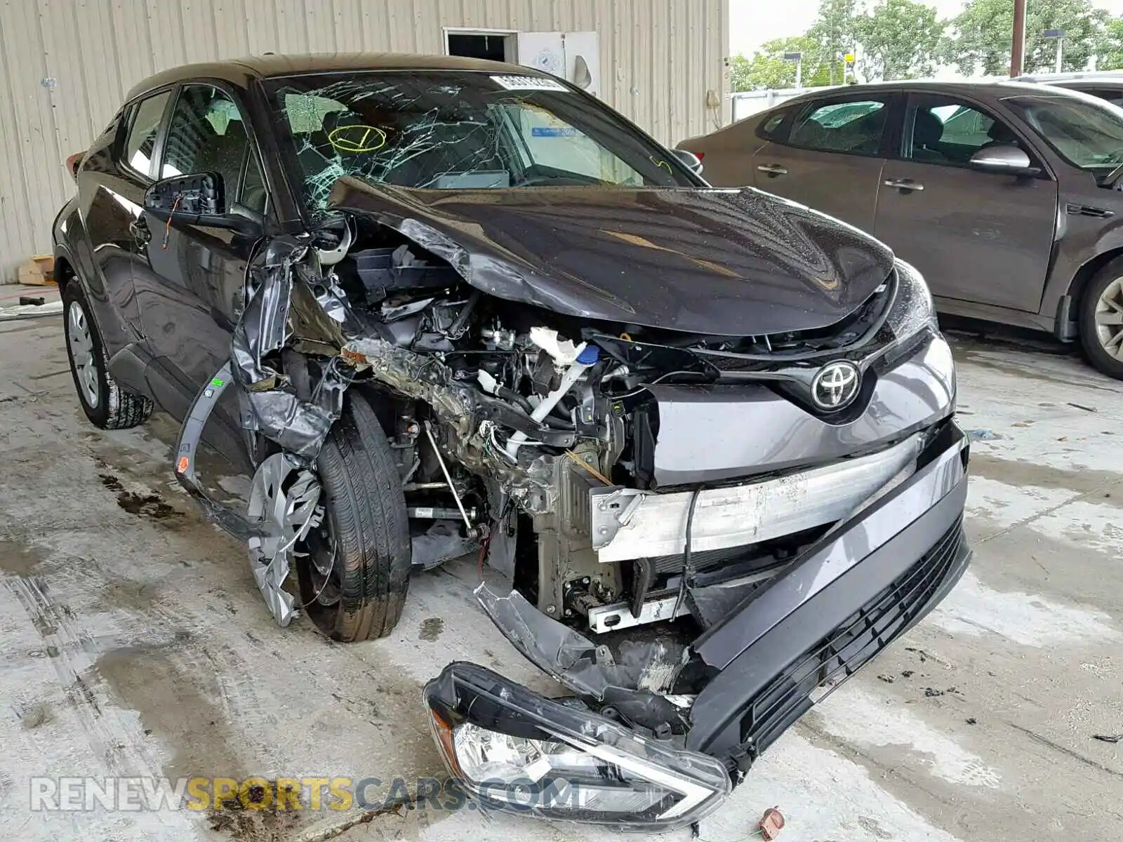 1 Photograph of a damaged car NMTKHMBX9KR091657 TOYOTA C-HR 2019