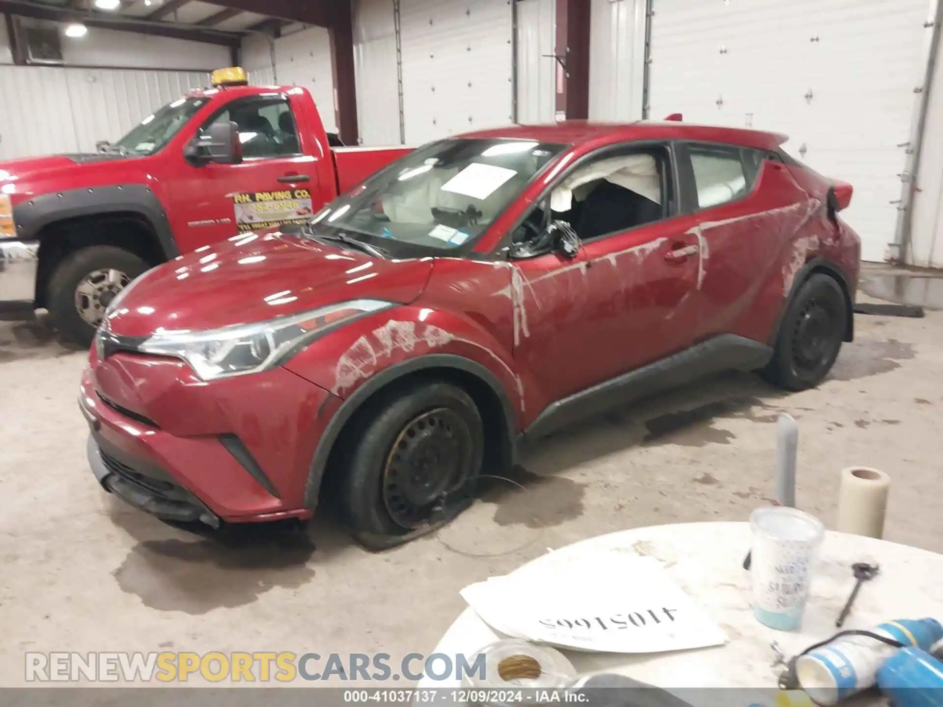 2 Photograph of a damaged car NMTKHMBX9KR092338 TOYOTA C-HR 2019