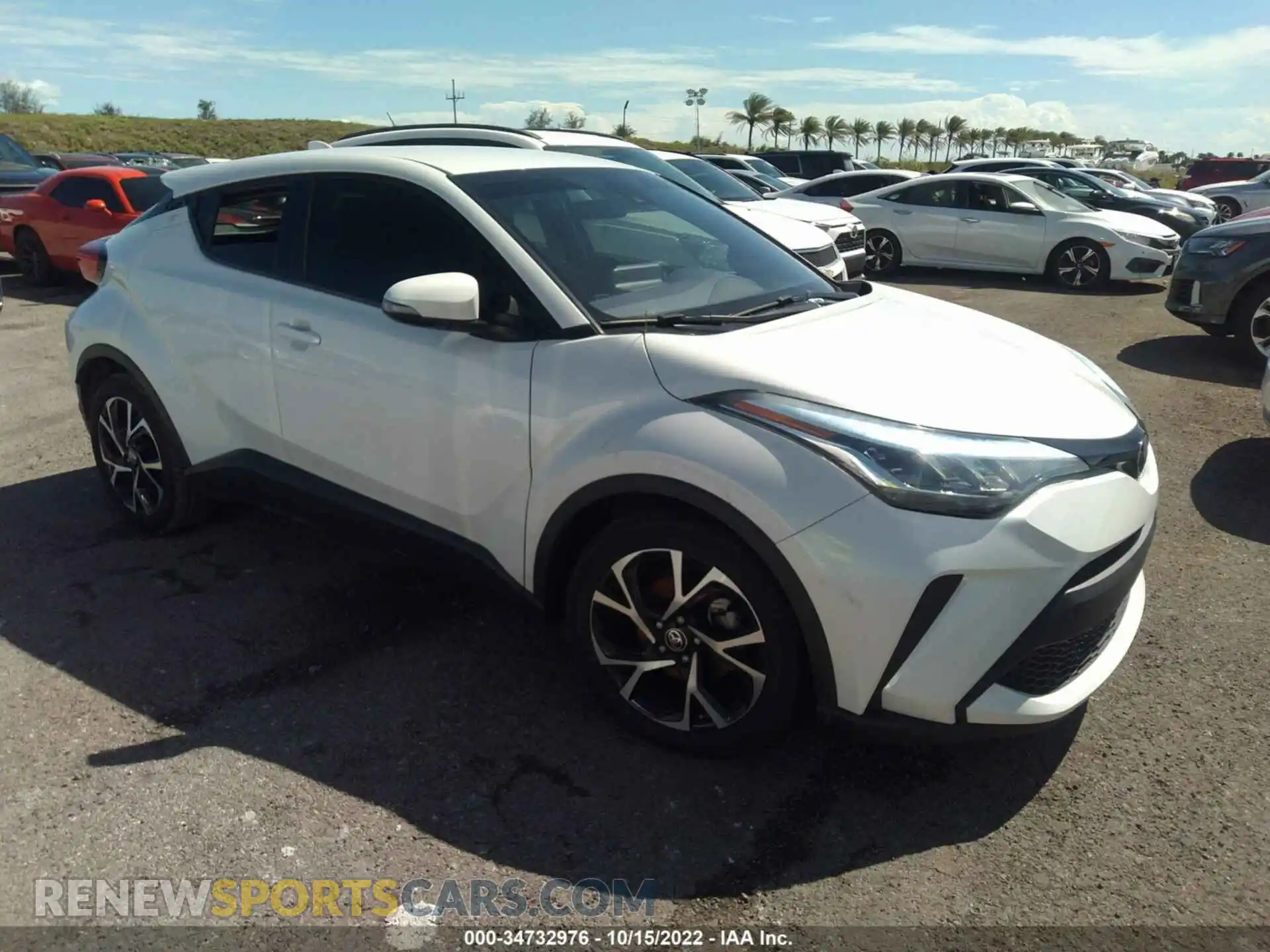 1 Фотография поврежденного автомобиля NMTKHMBX6LR110358 TOYOTA C-HR 2020