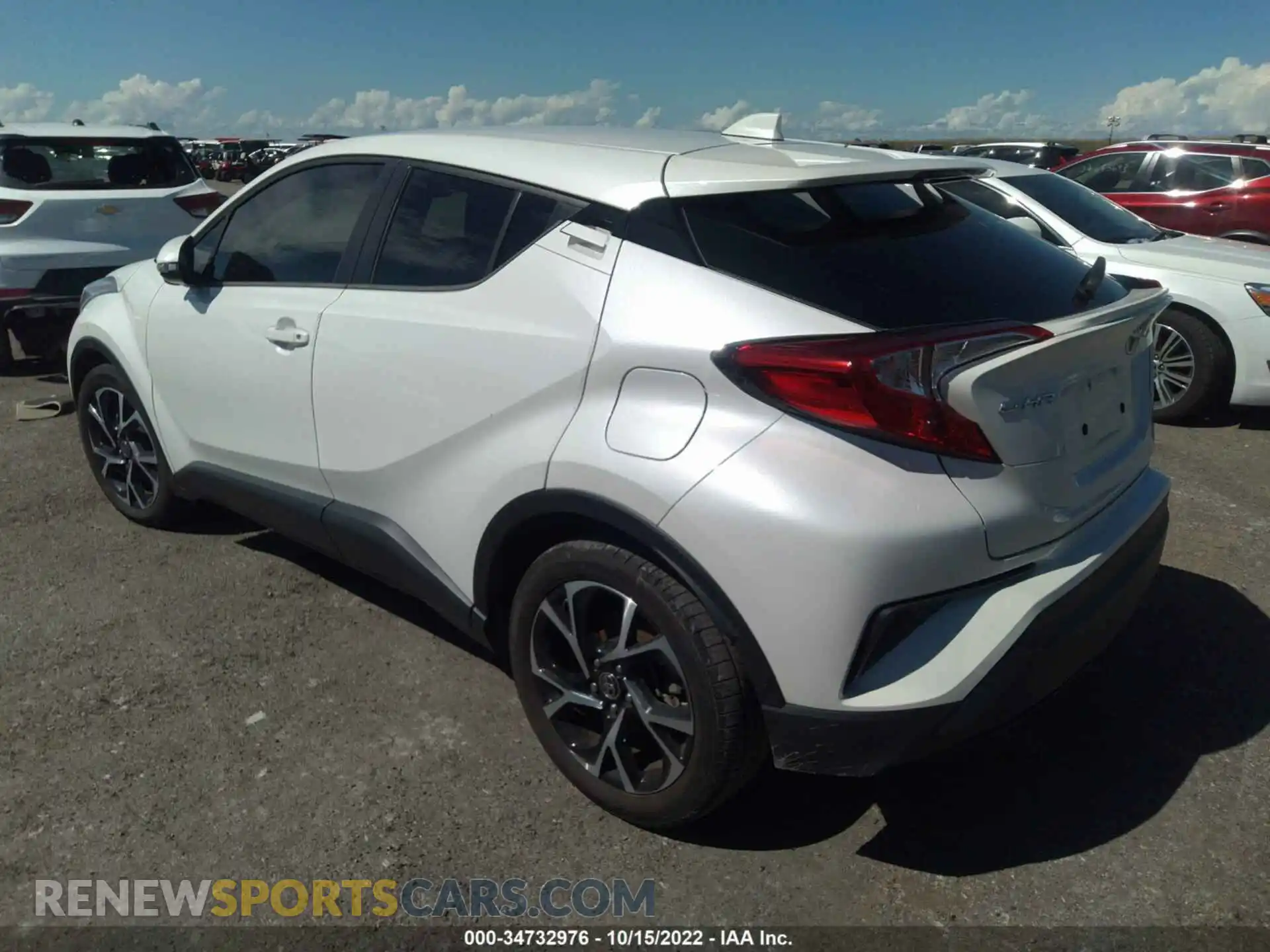 3 Фотография поврежденного автомобиля NMTKHMBX6LR110358 TOYOTA C-HR 2020