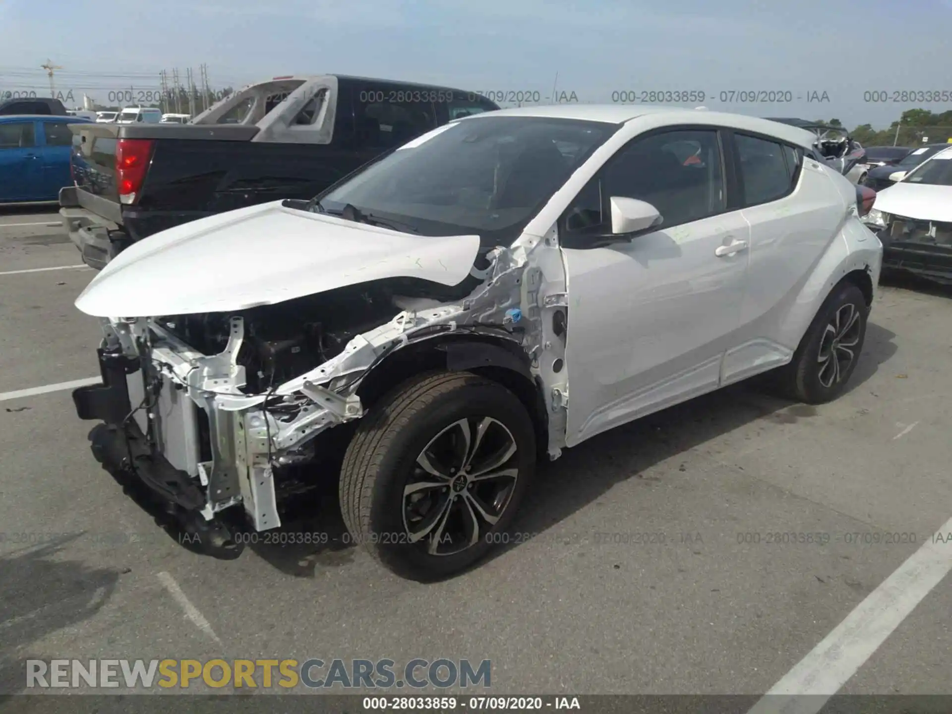 2 fotografías del automóvil dañado NMTKHMBX6LR111607 TOYOTA C-HR 2020