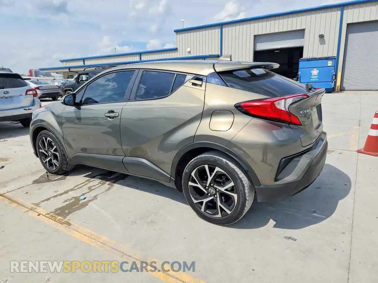 2 Photograph of a damaged car NMTKHMBX2MR129832 TOYOTA C-HR 2021