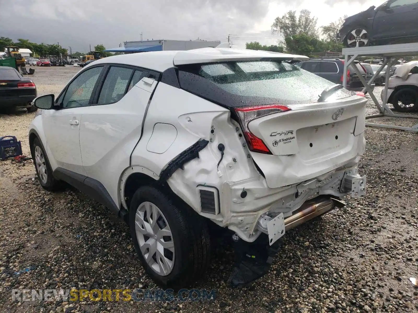 3 Photograph of a damaged car NMTKHMBX6MR123743 TOYOTA C-HR 2021