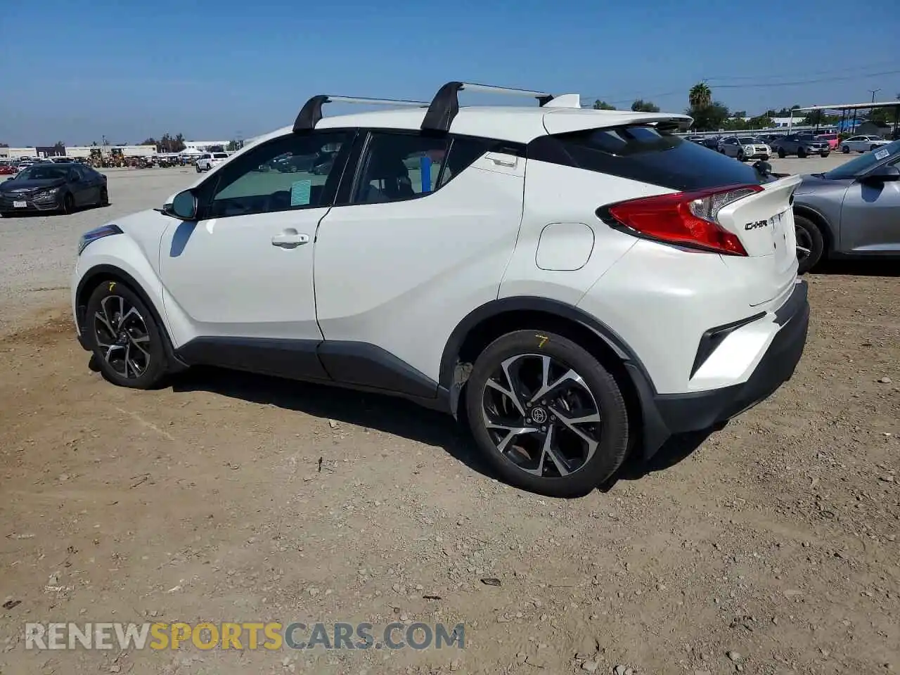 2 Photograph of a damaged car NMTKHMBX9MR139337 TOYOTA C-HR 2021