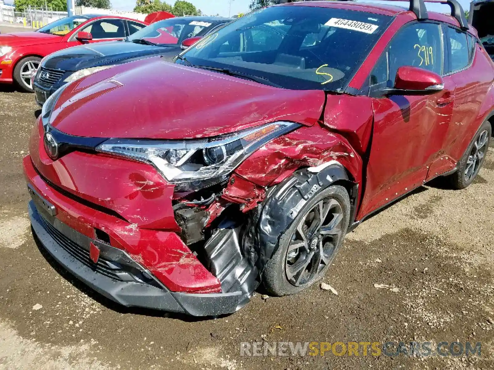9 Photograph of a damaged car JTNKHMBX6K1038196 TOYOTA C-HR XLE 2019