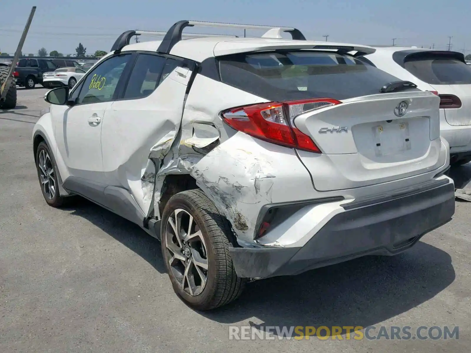 3 Photograph of a damaged car JTNKHMBX8K1013638 TOYOTA C-HR XLE 2019