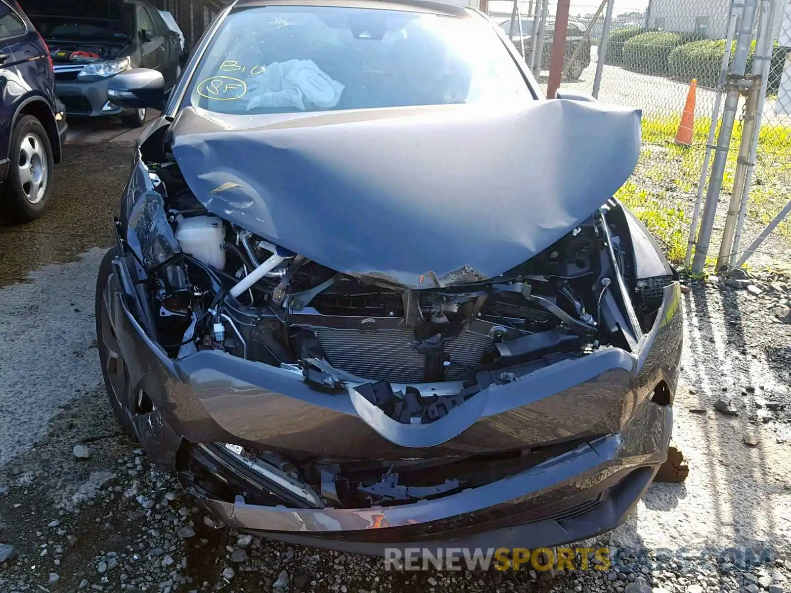 7 Photograph of a damaged car NMTKHMBX1KR088400 TOYOTA C-HR XLE 2019