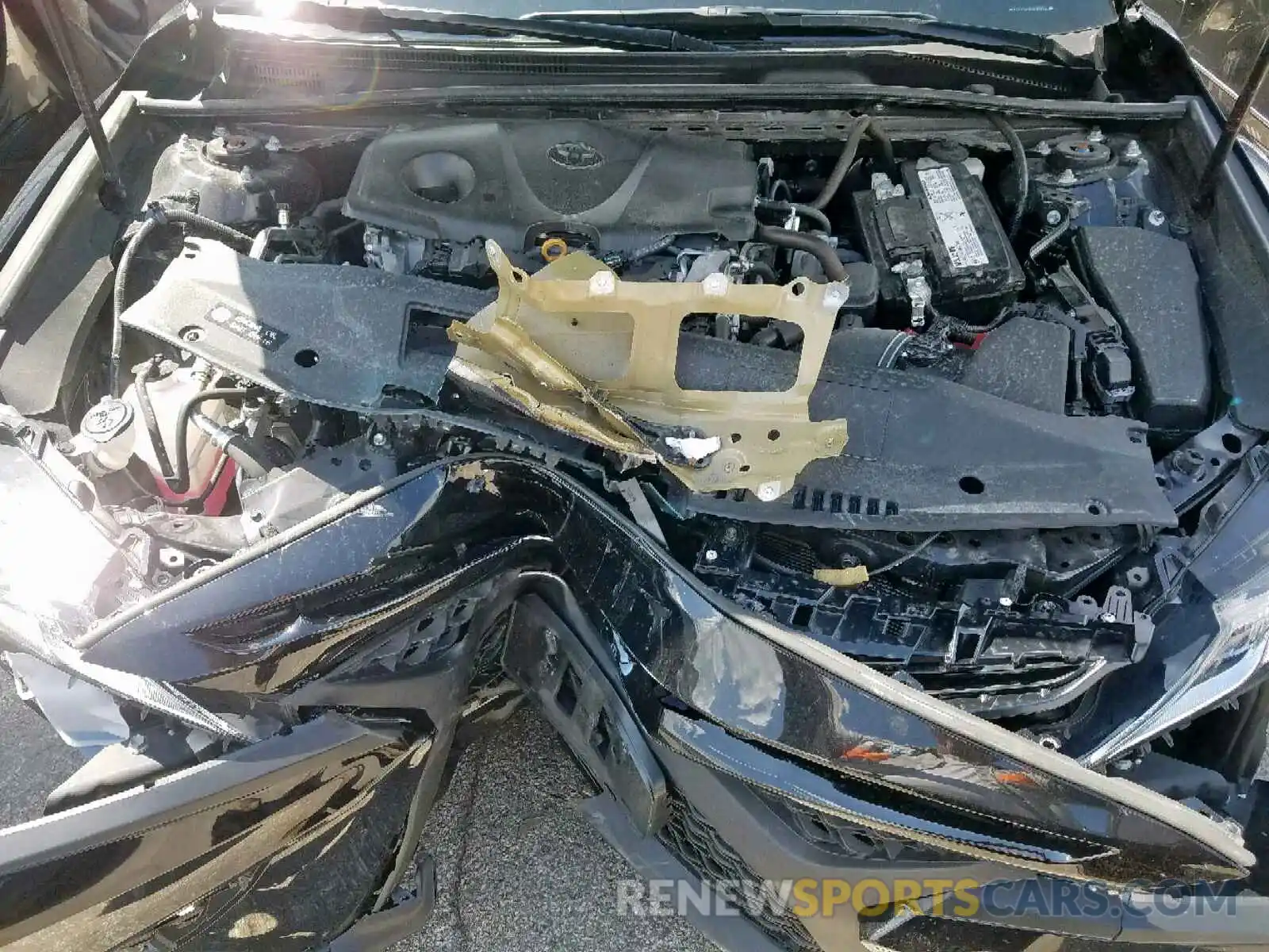7 Photograph of a damaged car 4T1B11HK0KU180606 TOYOTA CAMRY 2019