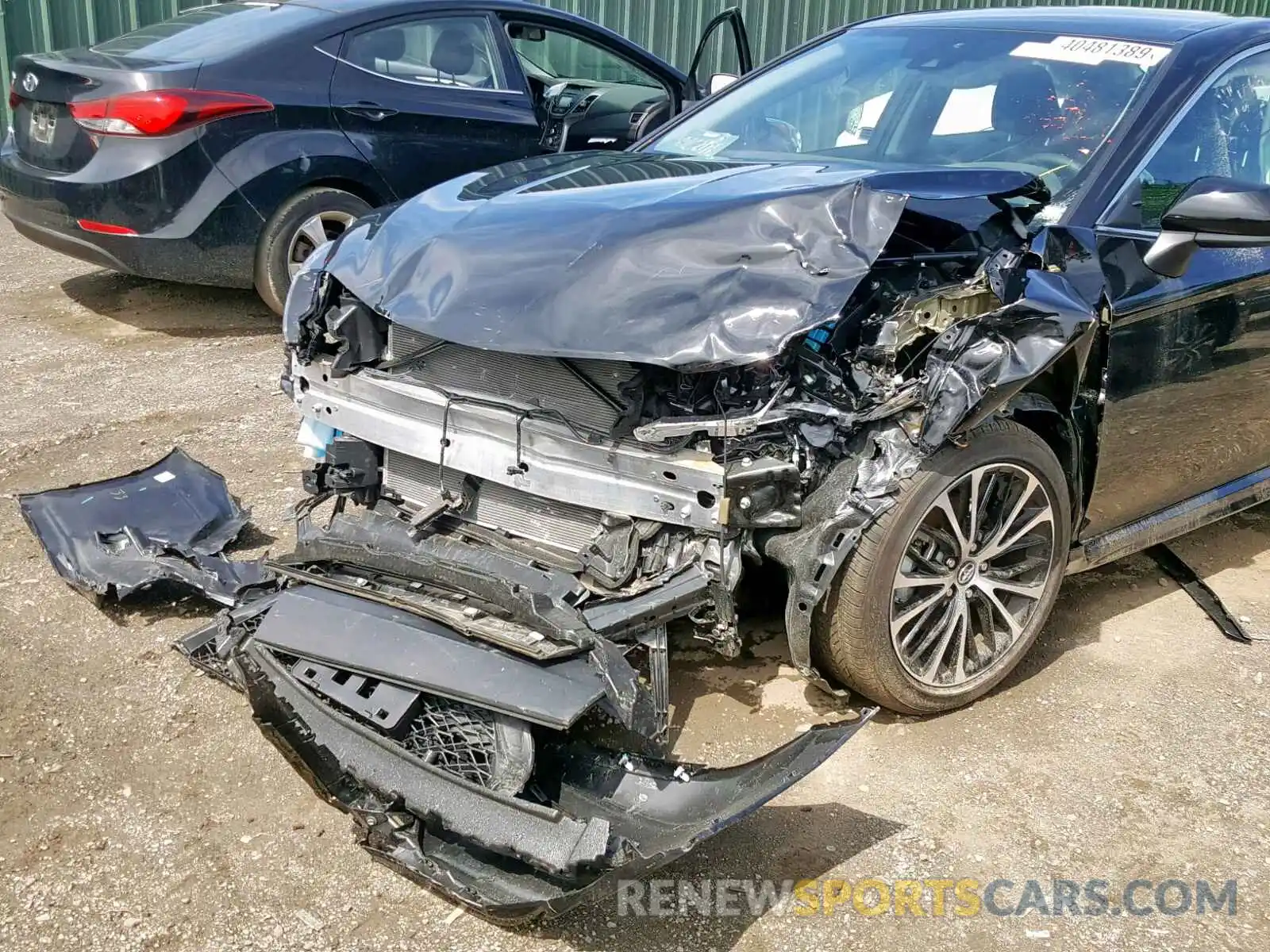 9 Photograph of a damaged car 4T1B11HK0KU229710 TOYOTA CAMRY 2019